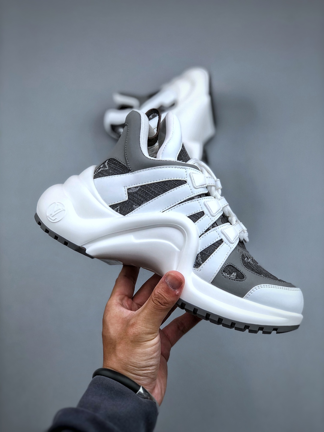 ns炸款米兰走秀风 高奢品牌-路易威登Louis Vuitton Archlight Sneakers LV真皮拼色减震网面运动弓型舞蹈复古老爹运动鞋