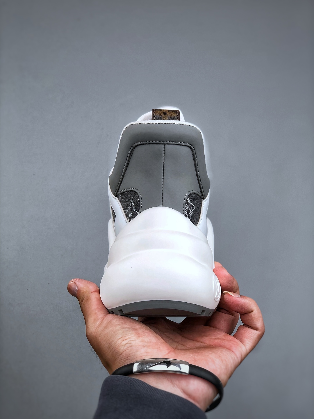 ns炸款米兰走秀风 高奢品牌-路易威登Louis Vuitton Archlight Sneakers LV真皮拼色减震网面运动弓型舞蹈复古老爹运动鞋