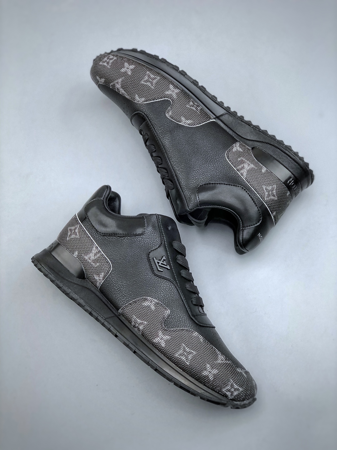 LV路易威登Louis Vuitton Archlight Sneakers 探视系列真皮拼色复古老爹风休闲运动鞋 黑色花边