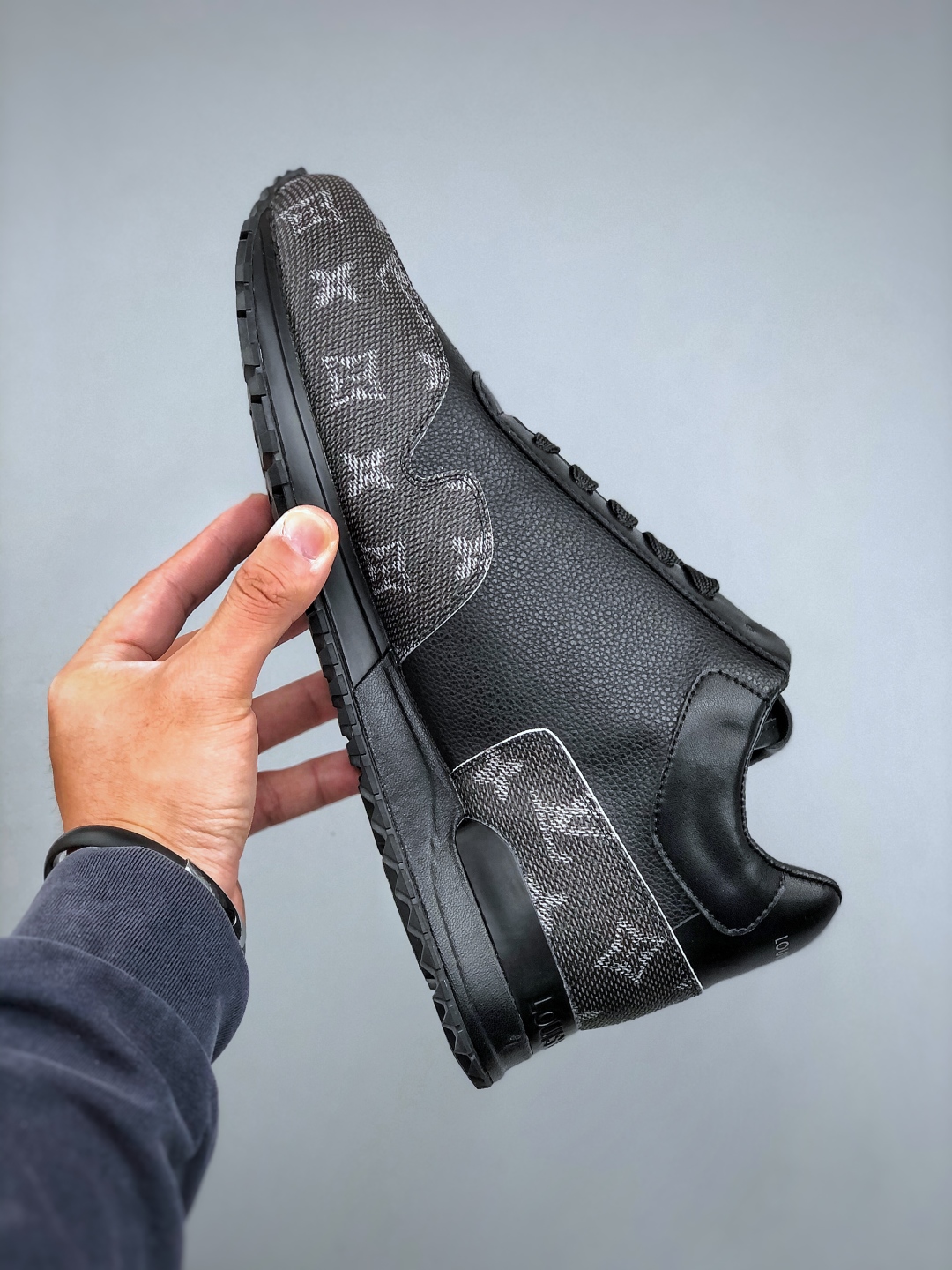 LV路易威登Louis Vuitton Archlight Sneakers 探视系列真皮拼色复古老爹风休闲运动鞋 黑色花边