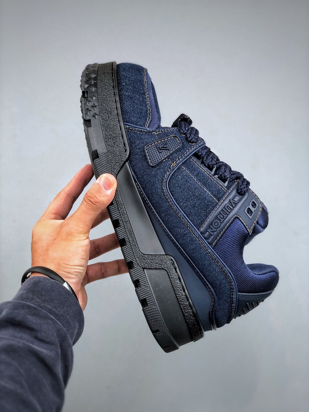 LV-路易-威登trainer 2025走秀意大利进口小牛皮拼接