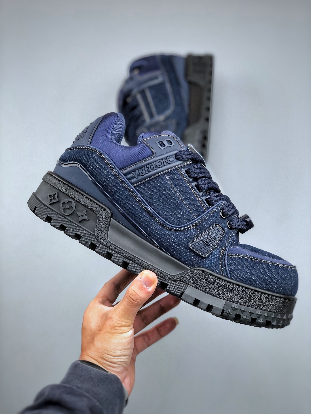 LV-路易-威登trainer 2025走秀意大利进口小牛皮拼接