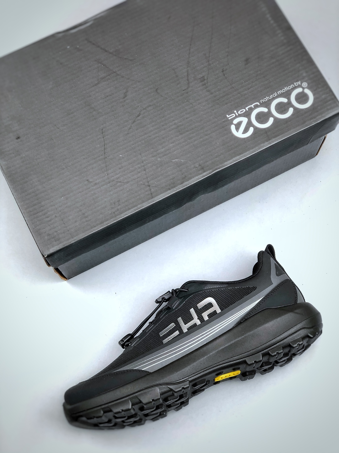 /ECCO爱步 小红书爆款 新款百搭休闲款 Ecco/爱步男士跑步鞋休闲鞋透气轻质系带轻便运动鞋