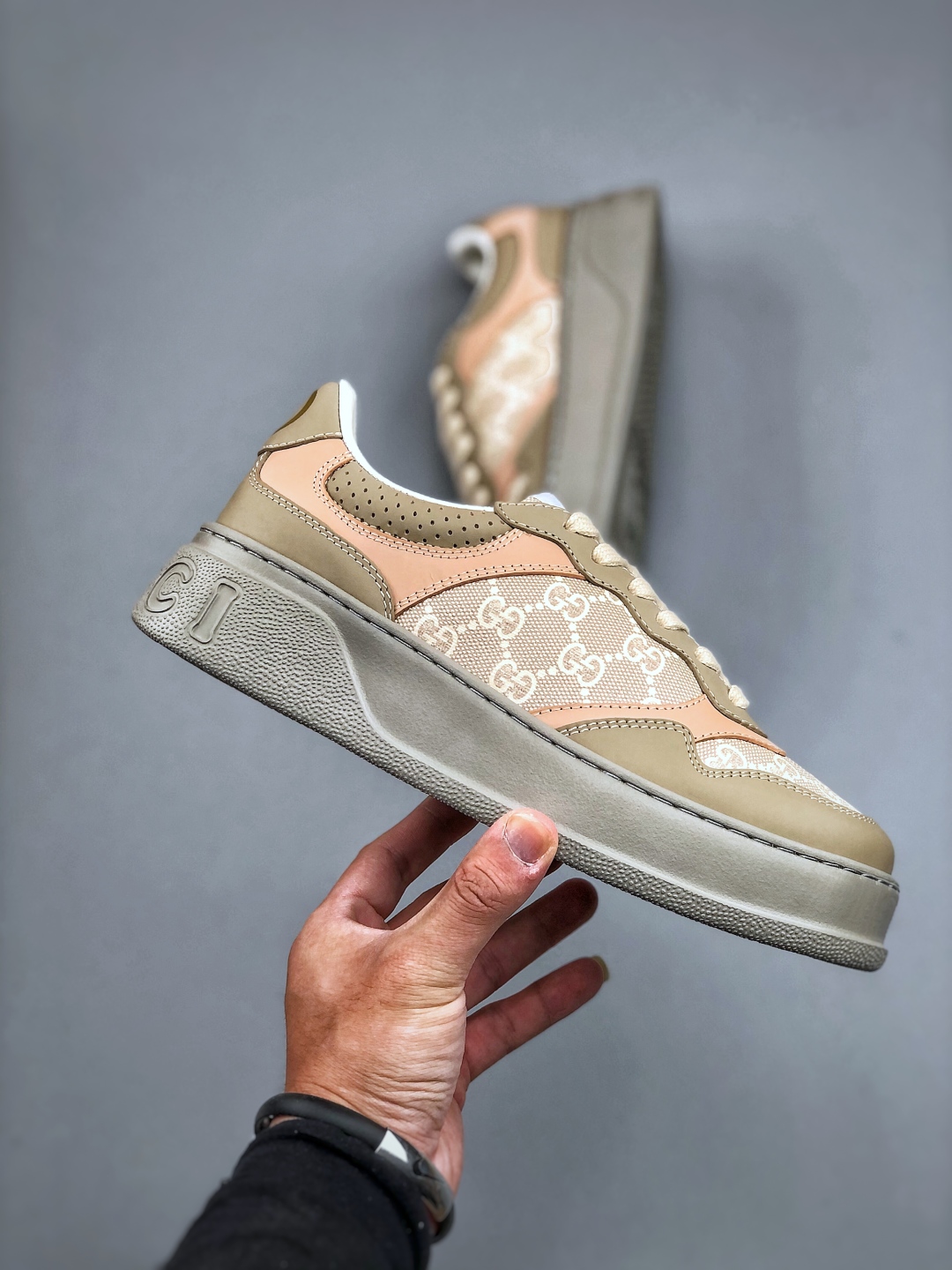 Gucci2025全新升级版 原版原色 配航空礼盒包装 @GG情侣款厚底鞋牛皮垫脚 5cm增高厚底