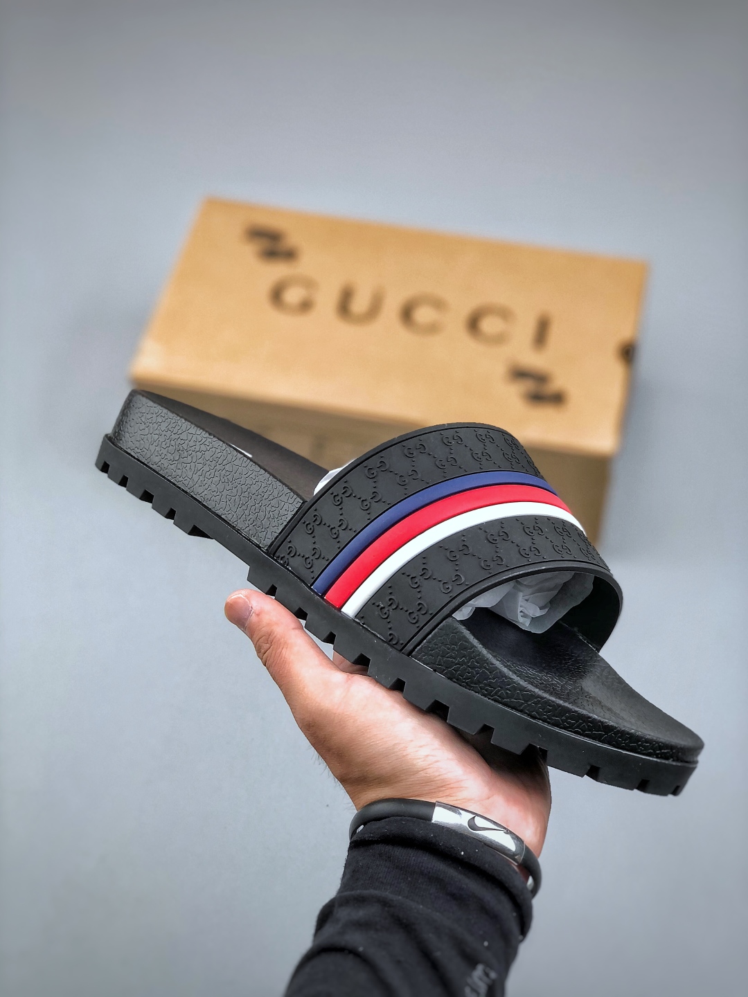 【广东版 古驰拖鞋系列】 古驰/GUCCI 古驰小白鞋板鞋花卉