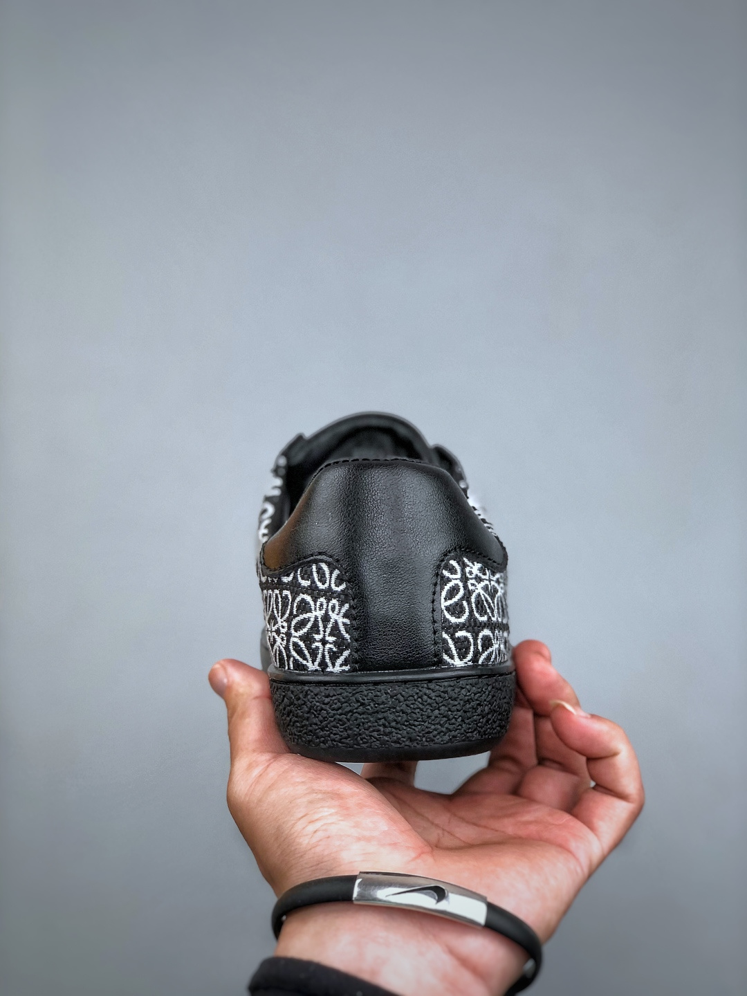 FENDI/ 芬迪 板鞋/休闲鞋