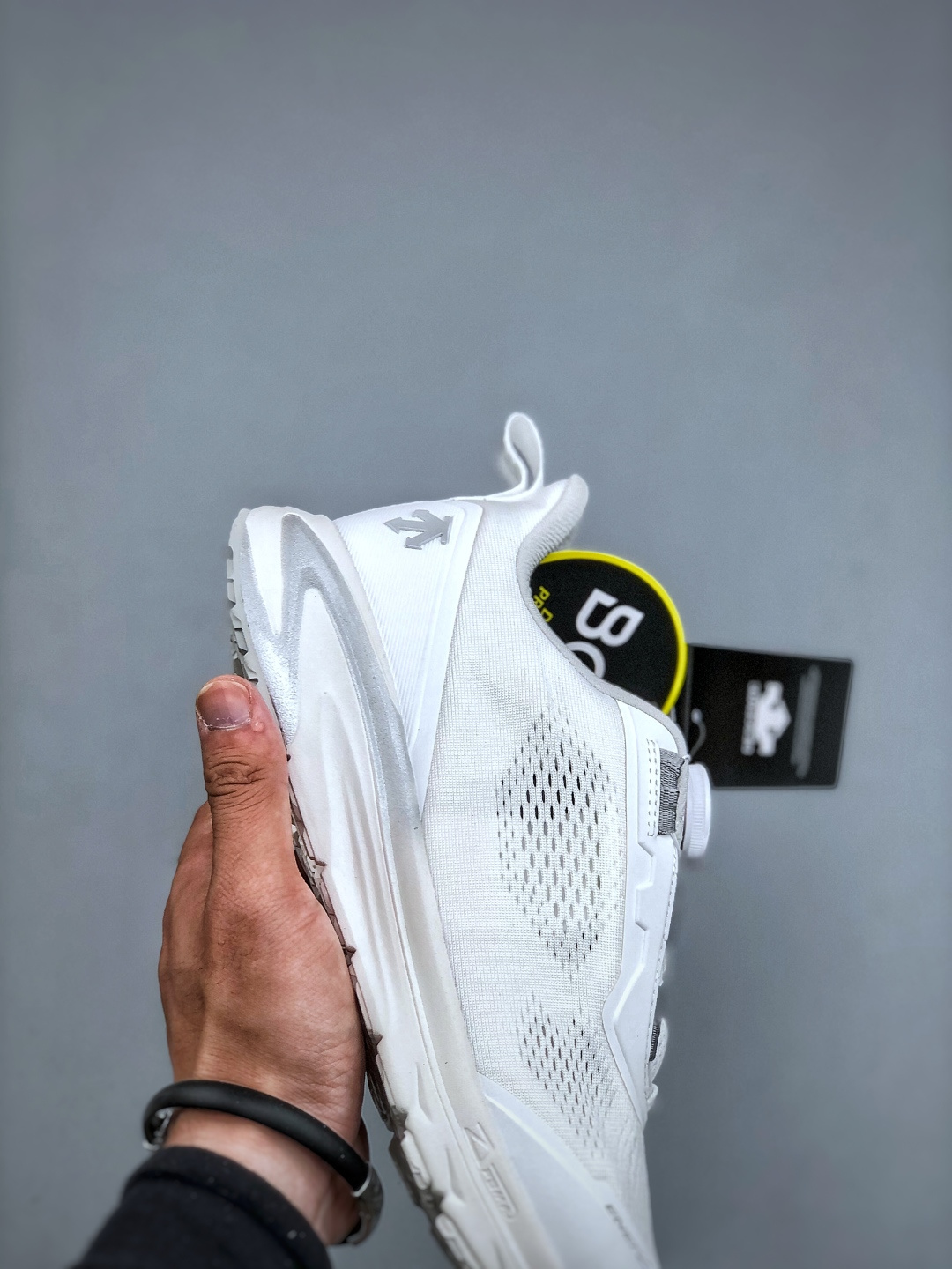 迪桑特DESCENTE LAVITATE 2 时尚防滑 低帮跑步鞋-Chinese UA Cheap High Quatity Brand Clothes Bags handbags Sneakers wholesale wholesaler seller from China Factory suppliers Fashion Clothing Shoes best Quality Beautiful Price 迪桑特DESCENTE LAVITATE 2 时尚防滑 低帮跑步鞋