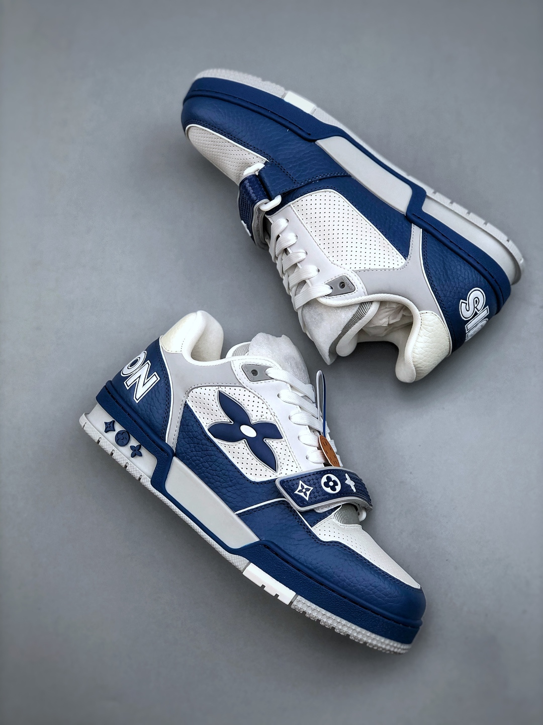 Tyler x Louis Vuitton 路易威登 LV Trainer 联名款 低帮休闲板鞋-莆田鞋,莆田鞋货源,高仿鞋,高仿鞋货源,安福档口,莆田高仿鞋,莆田鞋批发,高仿鞋批发,莆田高仿运动鞋,高仿运动鞋,莆田运动鞋 Tyler x Louis Vuitton 路易威登 LV Trainer 联名款 低帮休闲板鞋