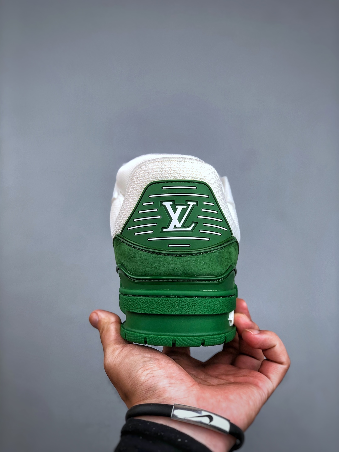 Louis Vuitton Trainer 2.0 Sneaker Low Green/White Leather, Size 39-45 8 cmp i1748974249097 9375 0 6