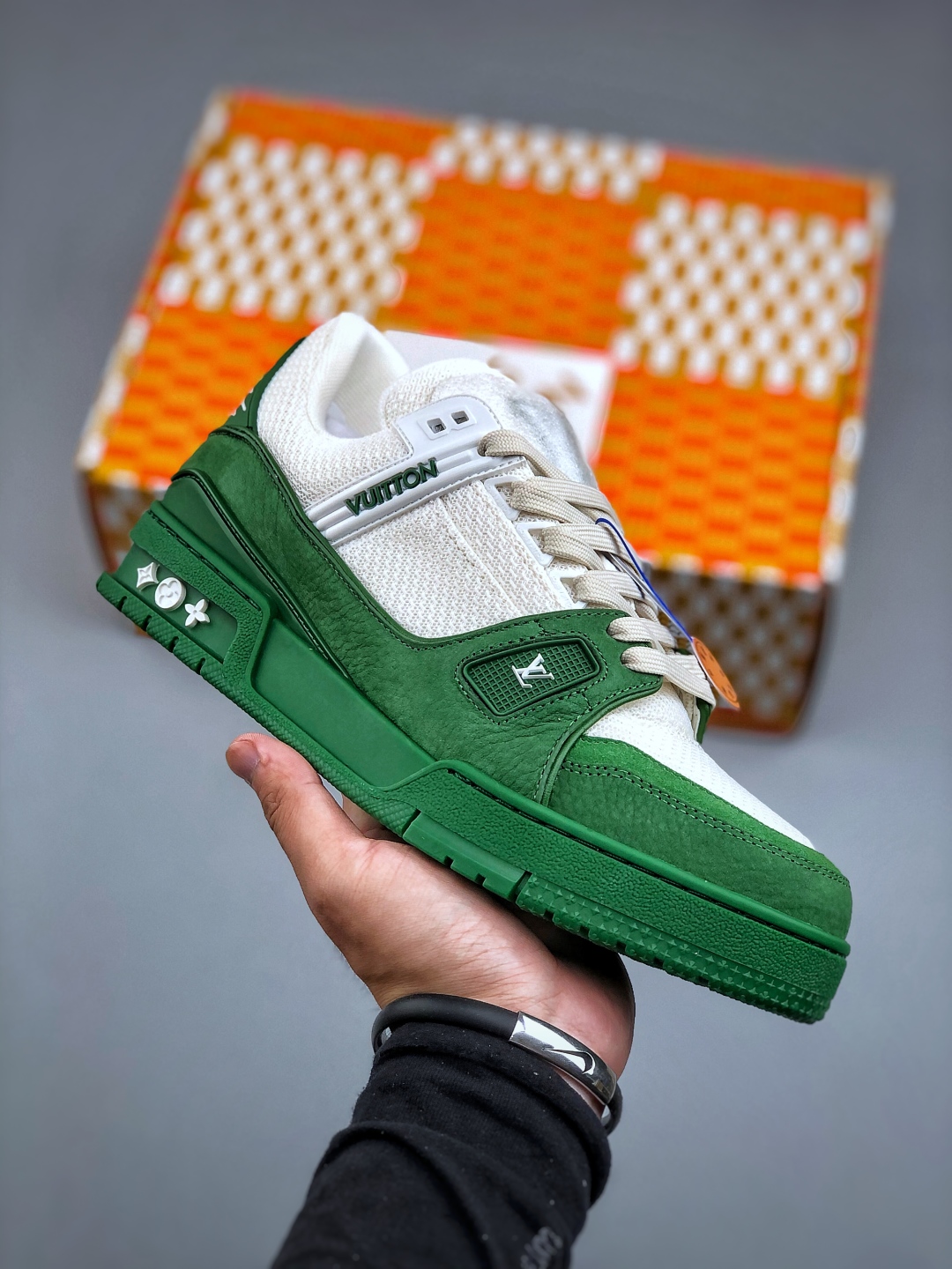 Louis Vuitton Trainer 2.0 Sneaker Low Green/White Leather, Size 39-45 2 cmp i1748974249098 3282 0 0
