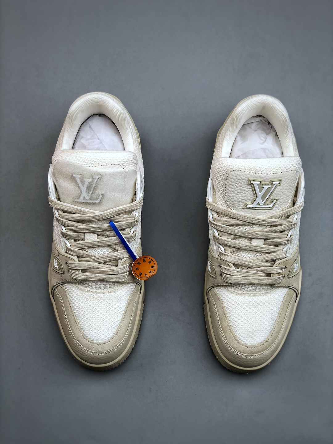 Louis Vuitton Trainer 2.0 Sneaker Low-Top, Beige Leather, Retro Casual Style 6 cmp i1748974263901 7017 0 4