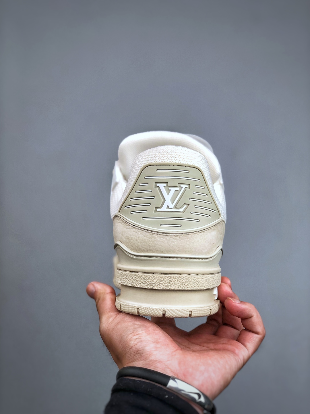 Louis Vuitton Trainer 2.0 Sneaker Low-Top, Beige Leather, Retro Casual Style 8 cmp i1748974263910 1754 0 6