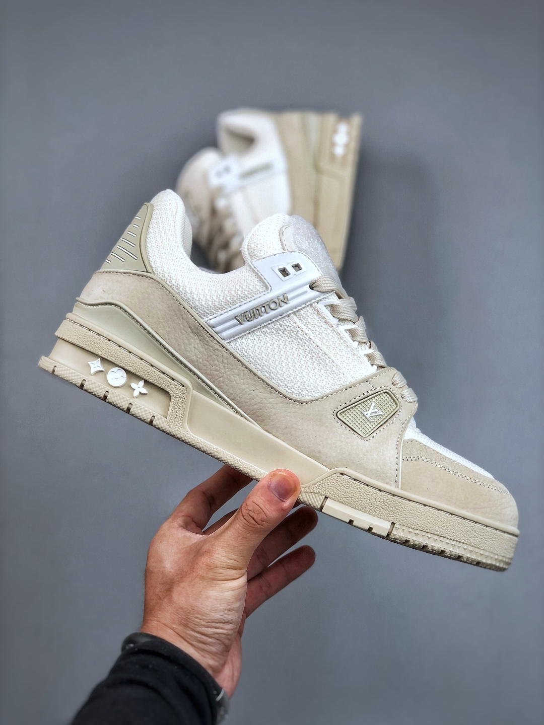 Louis Vuitton Trainer 2.0 Sneaker Low-Top, Beige Leather, Retro Casual Style 5 cmp i1748974263910 5480 0 3