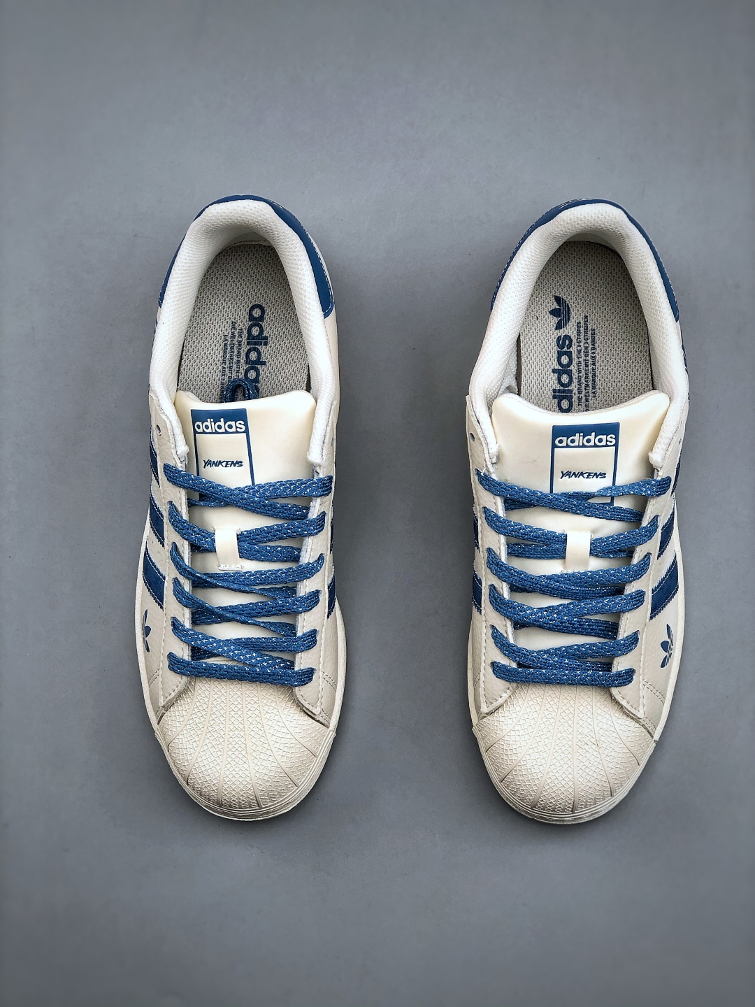 💰260Adidas Originals Superstar MIB联名款 经典贝壳头官网同步 实拍首发渠道正品订单 诠释市场最高工艺水平区别市面普通真标版本，进出专柜无压力货号：XS0012 尺码：36-45（半）
