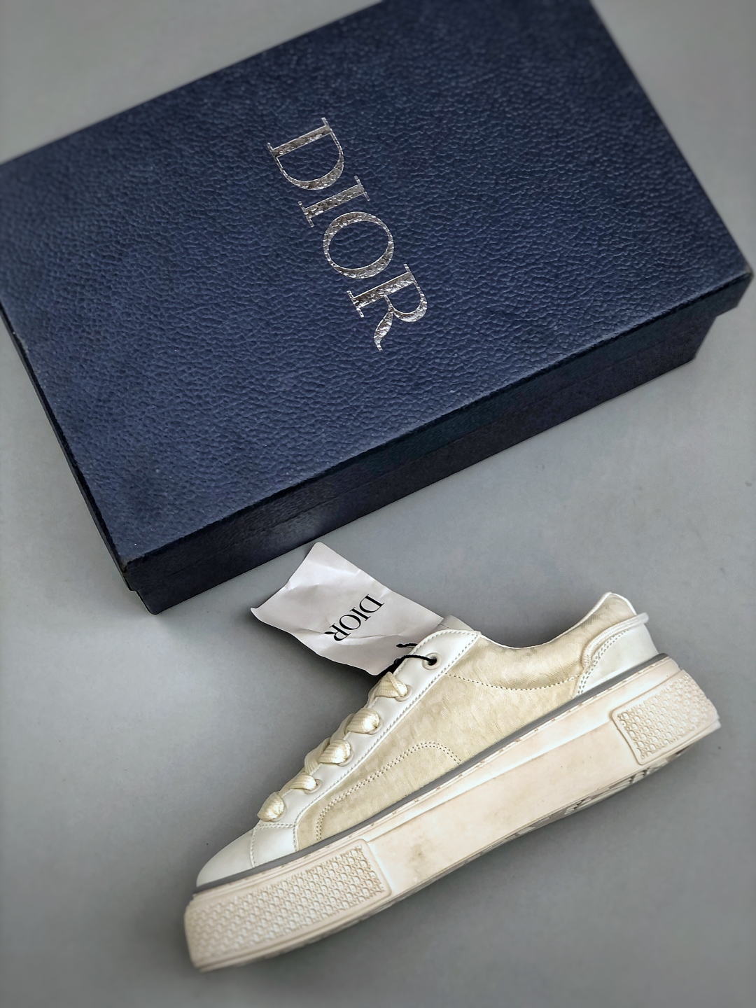 💰280Dior迪奥潮流时尚低帮休闲系列 广东品质原厂新款 渠道原装订单 全套专柜包装物原鞋一致效果 尺码：39-44
