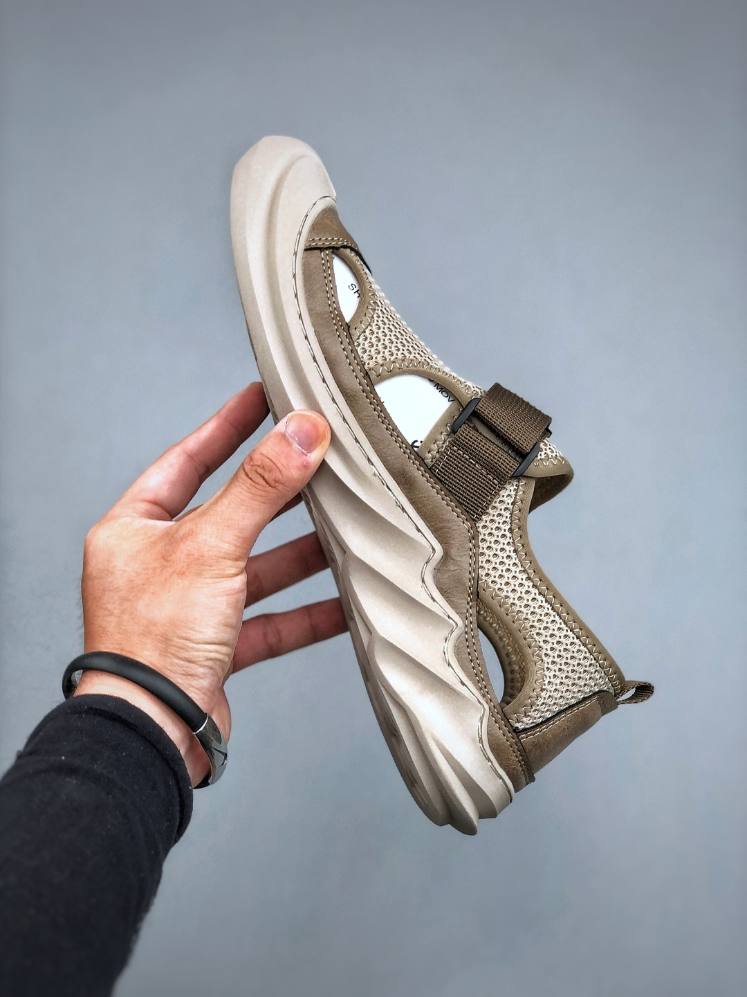 2025最新款 新一代ecco广东大厂 钢印版本 透气洞洞鞋软底软面一脚蹬镂空休闲运动鞋男士网面鞋