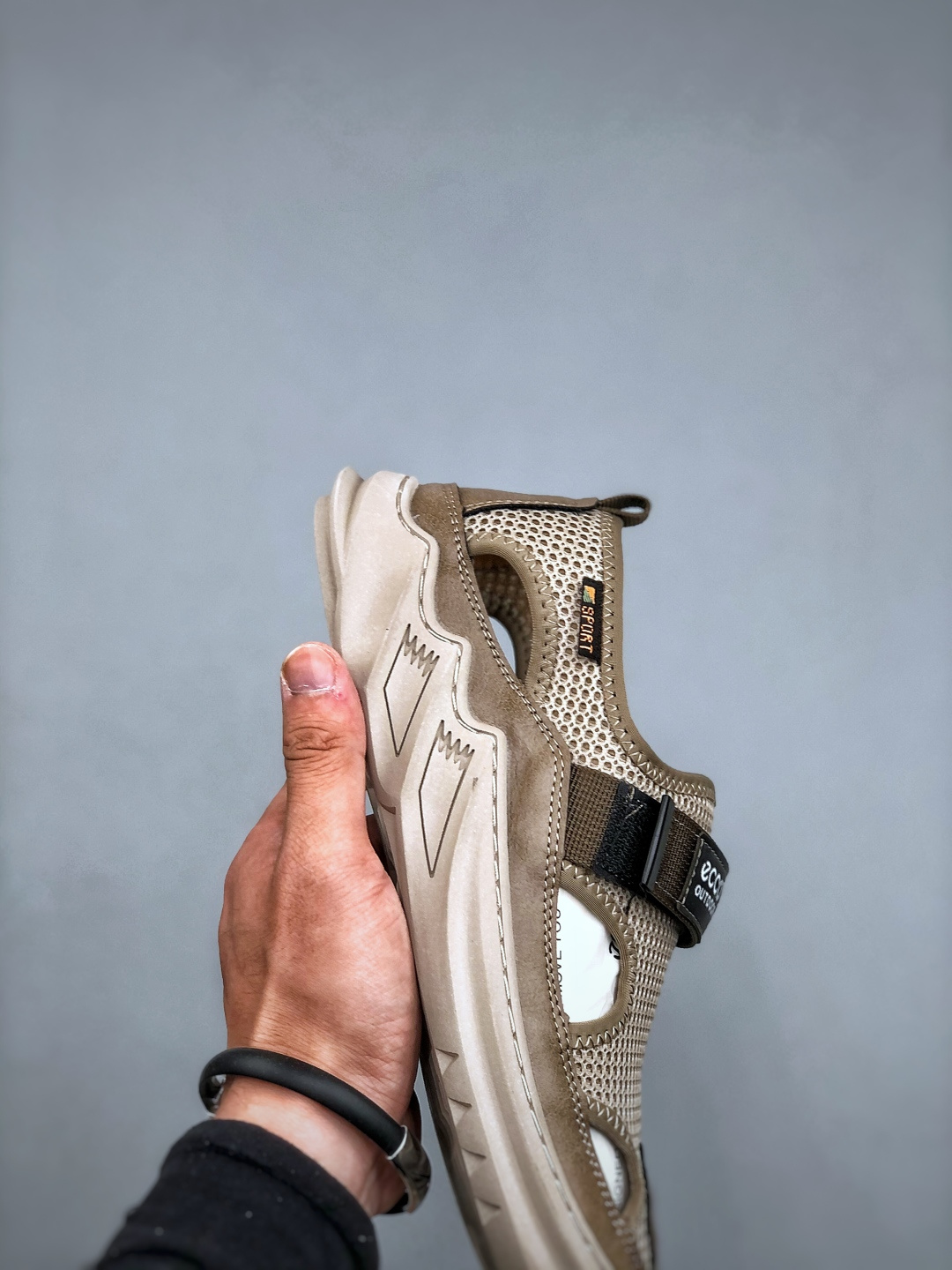 2025最新款 新一代ecco广东大厂 钢印版本 透气洞洞鞋软底软面一脚蹬镂空休闲运动鞋男士网面鞋