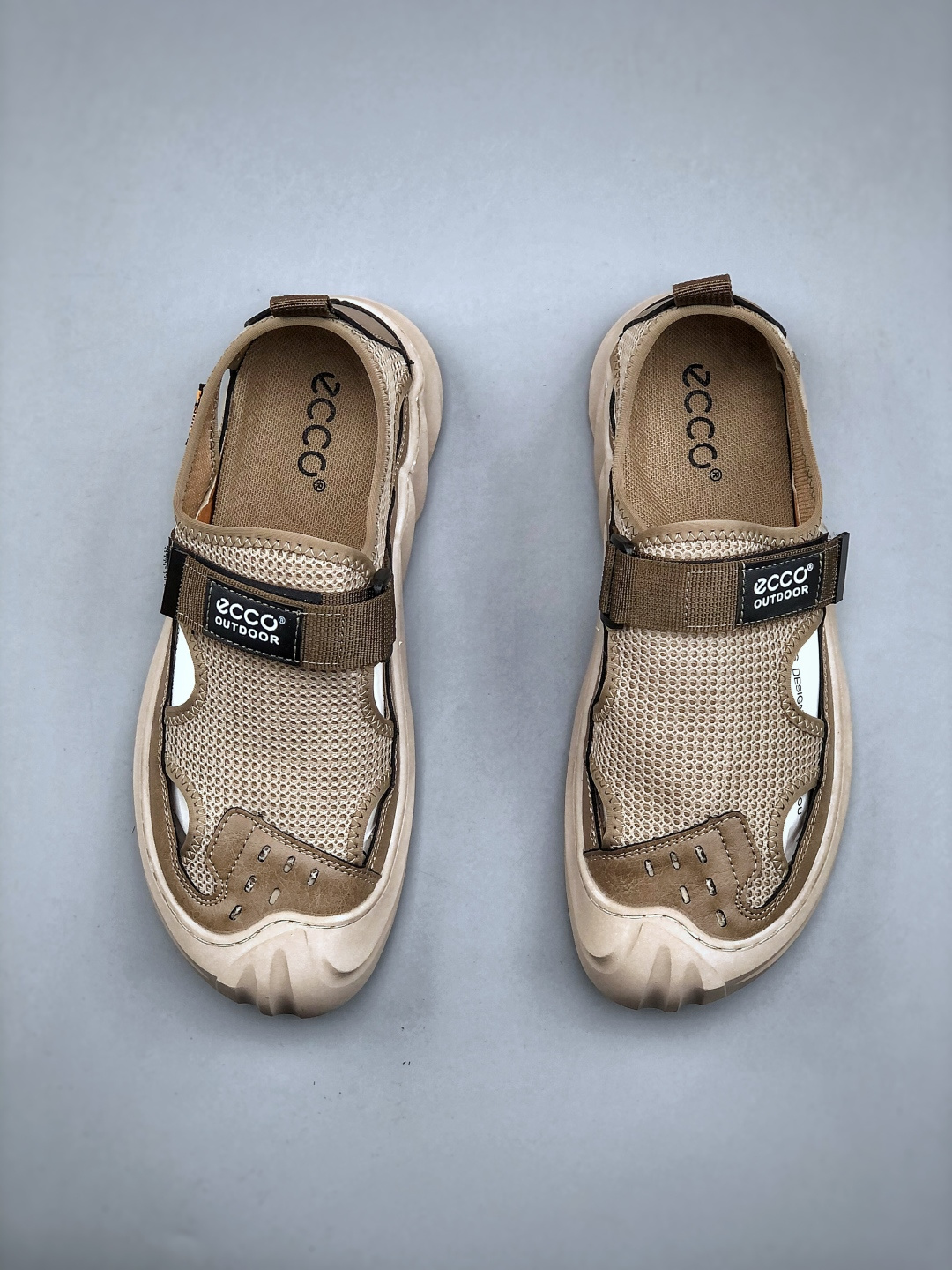 2025最新款 新一代ecco广东大厂 钢印版本 透气洞洞鞋软底软面一脚蹬镂空休闲运动鞋男士网面鞋