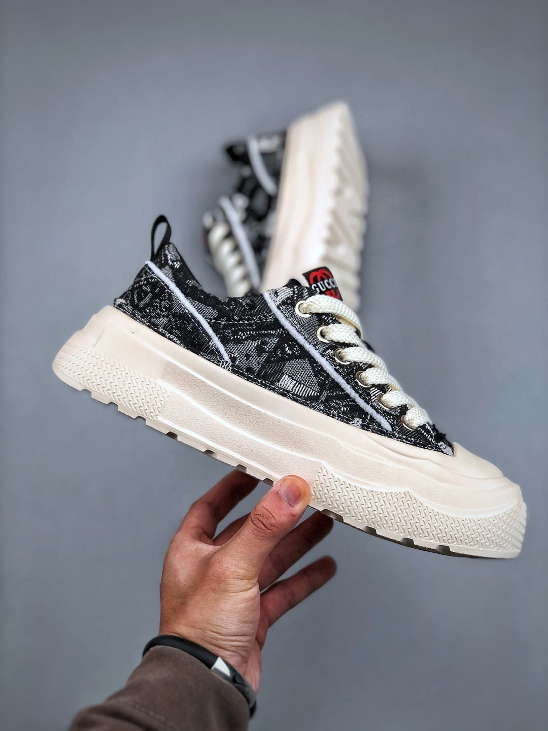 高奢古驰Gucci Screener GG High-Top Sneaker休闲潮鞋系列-Chinese UA Cheap High Quatity Brand Clothes Bags handbags Sneakers wholesale wholesaler seller from China Factory suppliers Fashion Clothing Shoes best Quality Beautiful Price 高奢古驰Gucci Screener GG High-Top Sneaker休闲潮鞋系列
