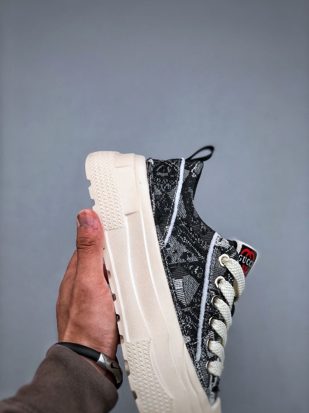 高奢古驰Gucci Screener GG High-Top Sneaker休闲潮鞋系列-Chinese UA Cheap High Quatity Brand Clothes Bags handbags Sneakers wholesale wholesaler seller from China Factory suppliers Fashion Clothing Shoes best Quality Beautiful Price 高奢古驰Gucci Screener GG High-Top Sneaker休闲潮鞋系列