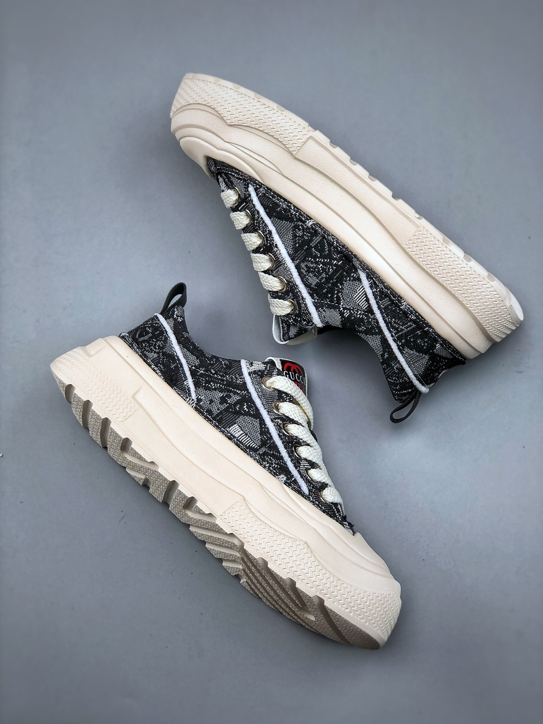 高奢古驰Gucci Screener GG High-Top Sneaker休闲潮鞋系列-Chinese UA Cheap High Quatity Brand Clothes Bags handbags Sneakers wholesale wholesaler seller from China Factory suppliers Fashion Clothing Shoes best Quality Beautiful Price 高奢古驰Gucci Screener GG High-Top Sneaker休闲潮鞋系列