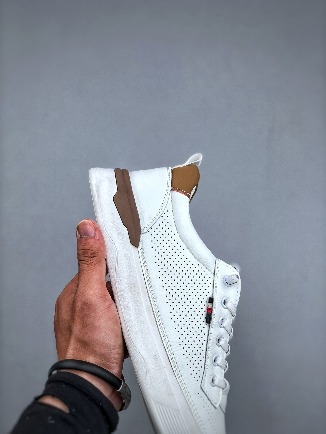 ECCO爱步 小红书爆款 新款百搭休闲款 Ecco/爱步男士跑步鞋休闲鞋透气轻质系带轻便运动鞋-Chinese UA Cheap High Quatity Brand Clothes Bags handbags Sneakers wholesale wholesaler seller from China Factory suppliers Fashion Clothing Shoes best Quality Beautiful Price ECCO爱步 小红书爆款 新款百搭休闲款 Ecco/爱步男士跑步鞋休闲鞋透气轻质系带轻便运动鞋