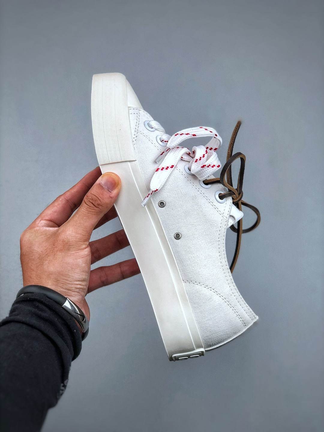 miumiu·缪缪2025早春时尚新品双鞋带搭配羊皮内里-Chinese UA Cheap High Quatity Brand Clothes Bags handbags Sneakers wholesale wholesaler seller from China Factory suppliers Fashion Clothing Shoes best Quality Beautiful Price miumiu·缪缪2025早春时尚新品双鞋带搭配羊皮内里