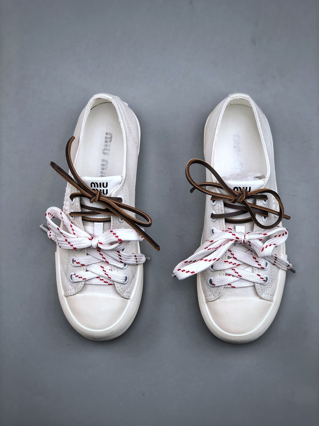 miumiu·缪缪2025早春时尚新品双鞋带搭配羊皮内里-Chinese UA Cheap High Quatity Brand Clothes Bags handbags Sneakers wholesale wholesaler seller from China Factory suppliers Fashion Clothing Shoes best Quality Beautiful Price miumiu·缪缪2025早春时尚新品双鞋带搭配羊皮内里