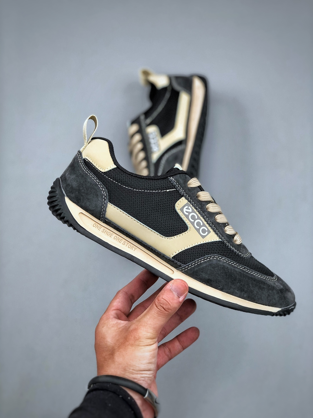 E/ECCO爱步 小红书爆款 新款百搭休闲款 Ecco/爱步男士跑步鞋休闲鞋透气轻质系带轻便运动鞋