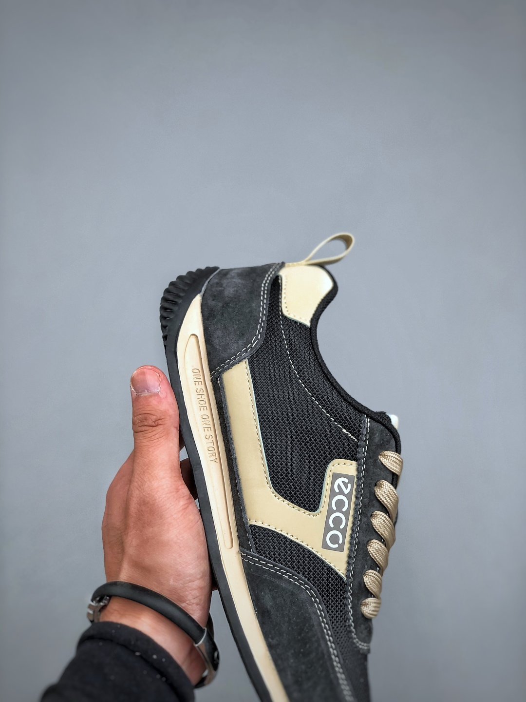 E/ECCO爱步 小红书爆款 新款百搭休闲款 Ecco/爱步男士跑步鞋休闲鞋透气轻质系带轻便运动鞋