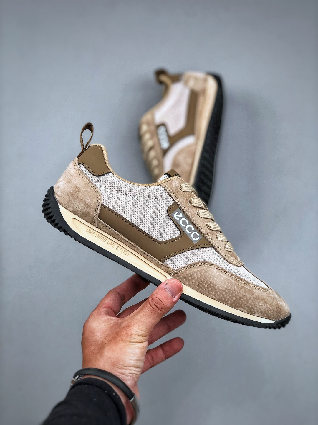 ECCO爱步 小红书爆款 新款百搭休闲款 Ecco/爱步男士跑步鞋休闲鞋透气轻质系带轻便运动鞋