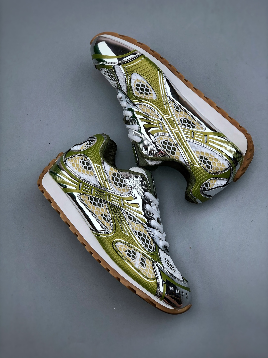 意大利奢侈品牌-宝缇嘉/葆蝶家-Bottega Veneta Orbit Lace-up Runner BV葆蝶家时尚休闲王一博同款老爹鞋运动鞋-Chinese UA Cheap High Quatity Brand Clothes Bags handbags Sneakers wholesale wholesaler seller from China Factory suppliers Fashion Clothing Shoes best Quality Beautiful Price 意大利奢侈品牌-宝缇嘉/葆蝶家-Bottega Veneta Orbit Lace-up Runner BV葆蝶家时尚休闲王一博同款老爹鞋运动鞋