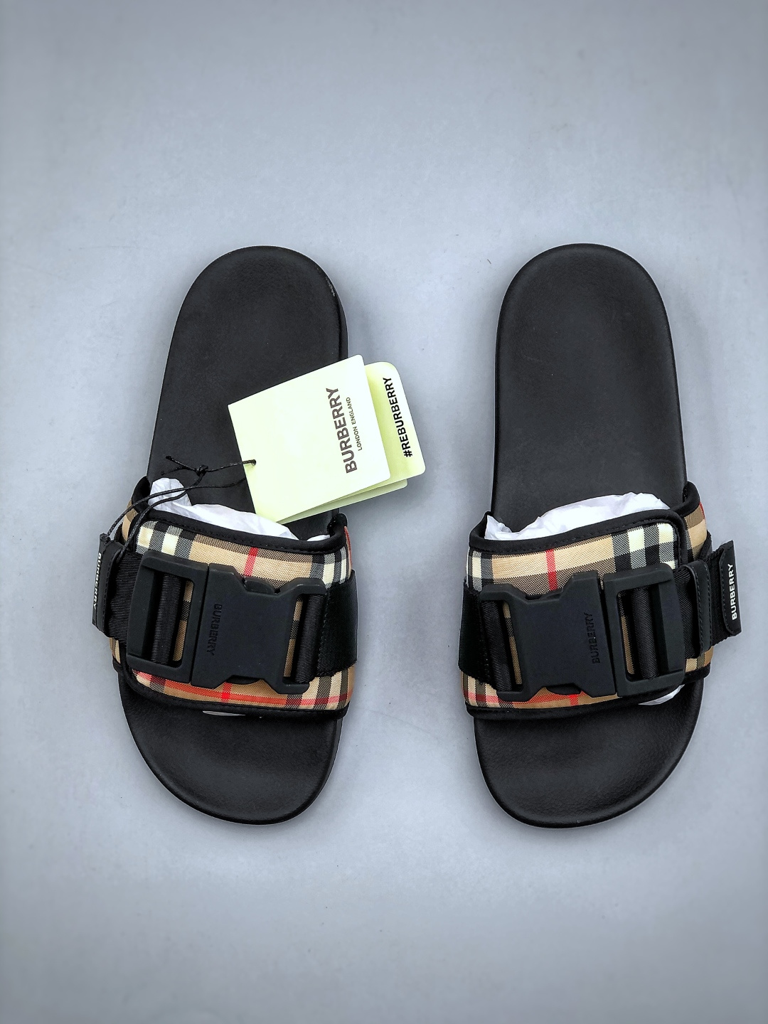 今年颜值最高的一款拖鞋 整体的设计大胆设计 从颜值上来说这是一款非常潮流的拖鞋-Chinese UA Cheap High Quatity Brand Clothes Bags handbags Sneakers wholesale wholesaler seller from China Factory suppliers Fashion Clothing Shoes best Quality Beautiful Price 今年颜值最高的一款拖鞋 整体的设计大胆设计 从颜值上来说这是一款非常潮流的拖鞋