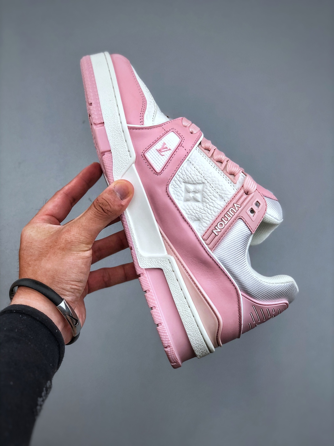 Louis Vuitton Trainer 2.0 Sneaker Low Pink/White, Retro Versatile Shoes 2 cmp i1749934188189 8331 0 2