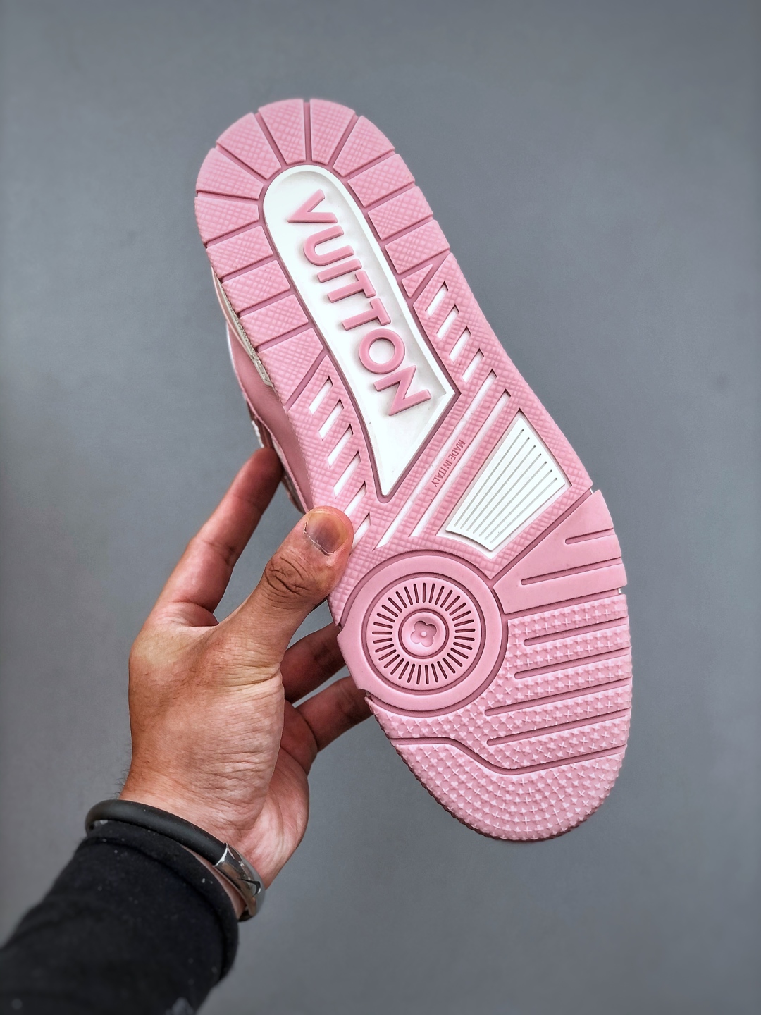 Louis Vuitton Trainer 2.0 Sneaker Low Pink/White, Retro Versatile Shoes 8 cmp i1749934190087 3461 0 7