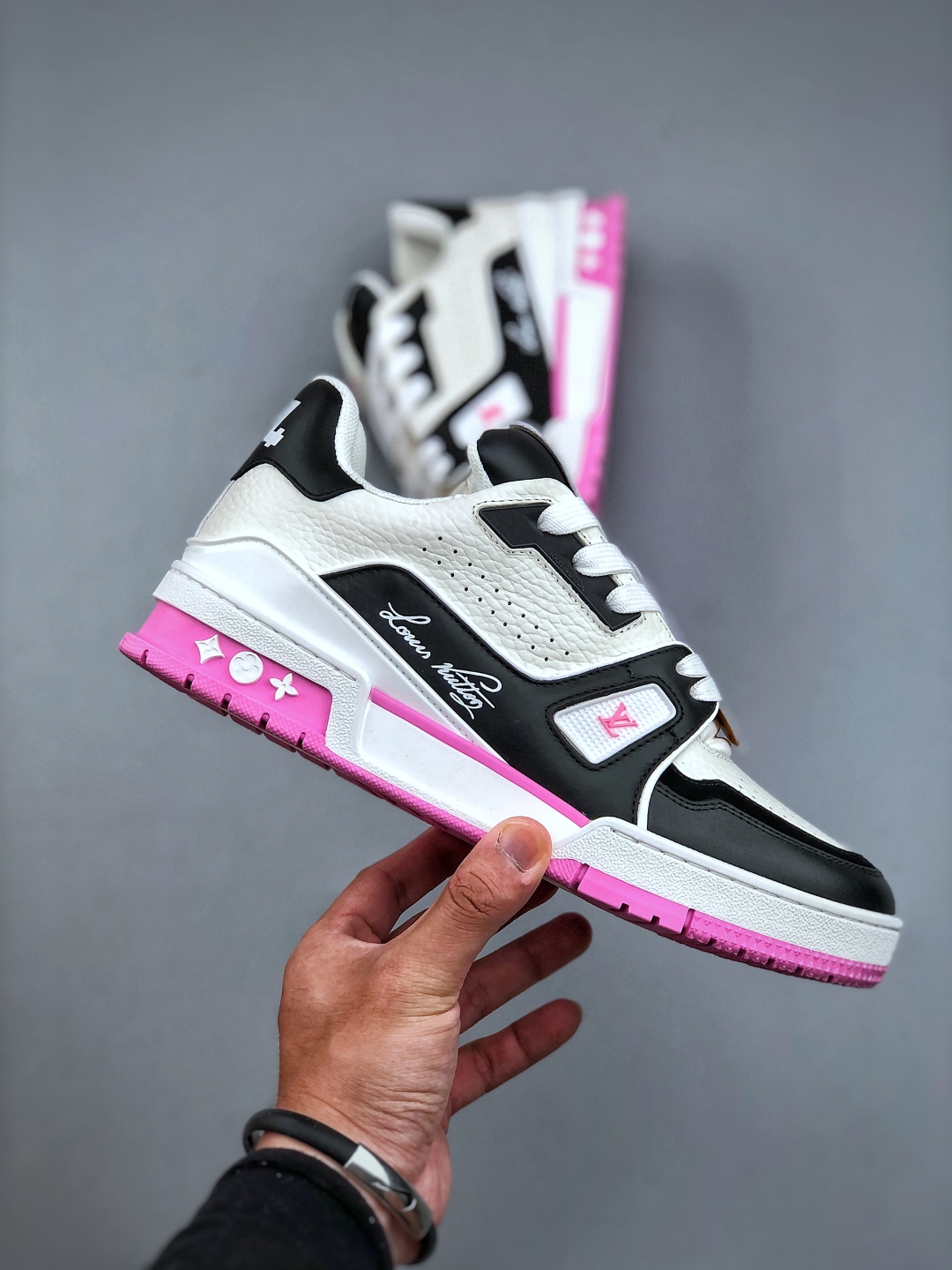 Louis Vuitton Trainer 2.0 Sneaker Low Top Retro Casual Basketball Shoes 4 cmp i1749934211209 9797 0 2