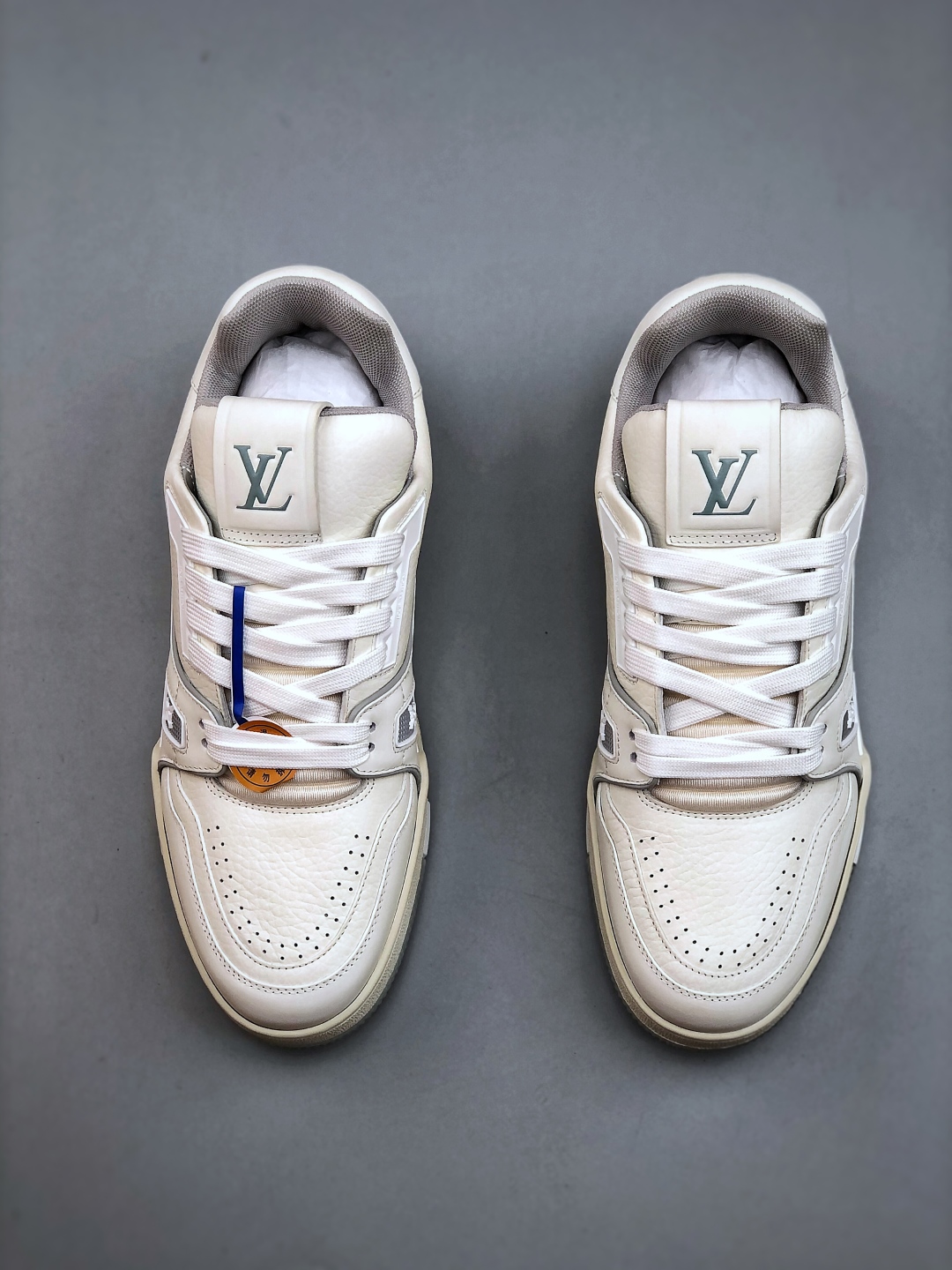 Louis Vuitton Trainer 2.0 Sneaker Low White Leather Casual Shoes 6 cmp i1749934252458 8442 0 3