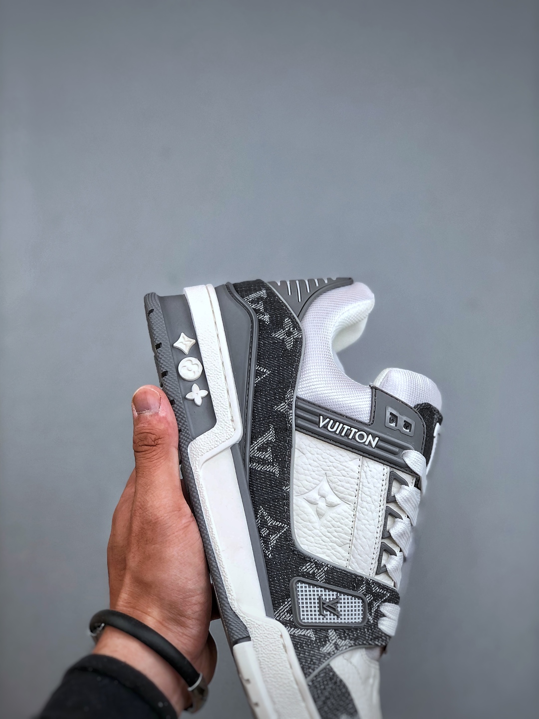 Louis Vuitton Trainer 2.0 Sneaker Low: Monogram Leather, Retro Style 6 cmp i1749934388709 3104 0 4