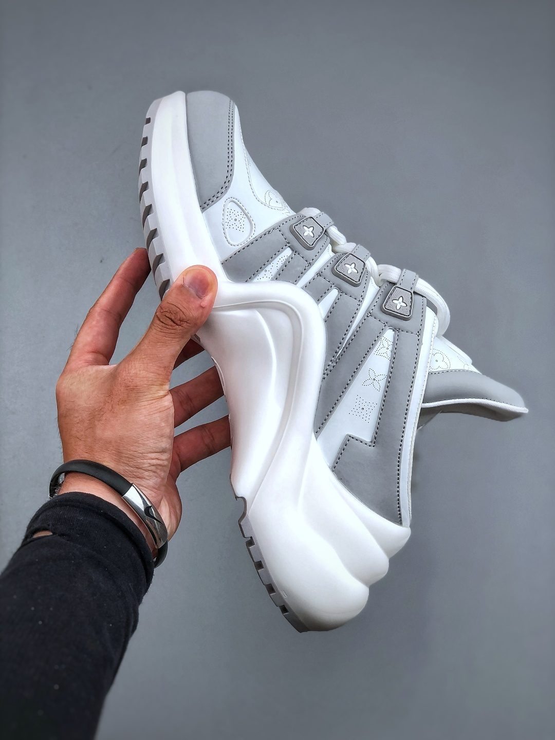 新款顶级版本Louis Vuitton 25ss Archlight 拱桥底运动鞋 半拖