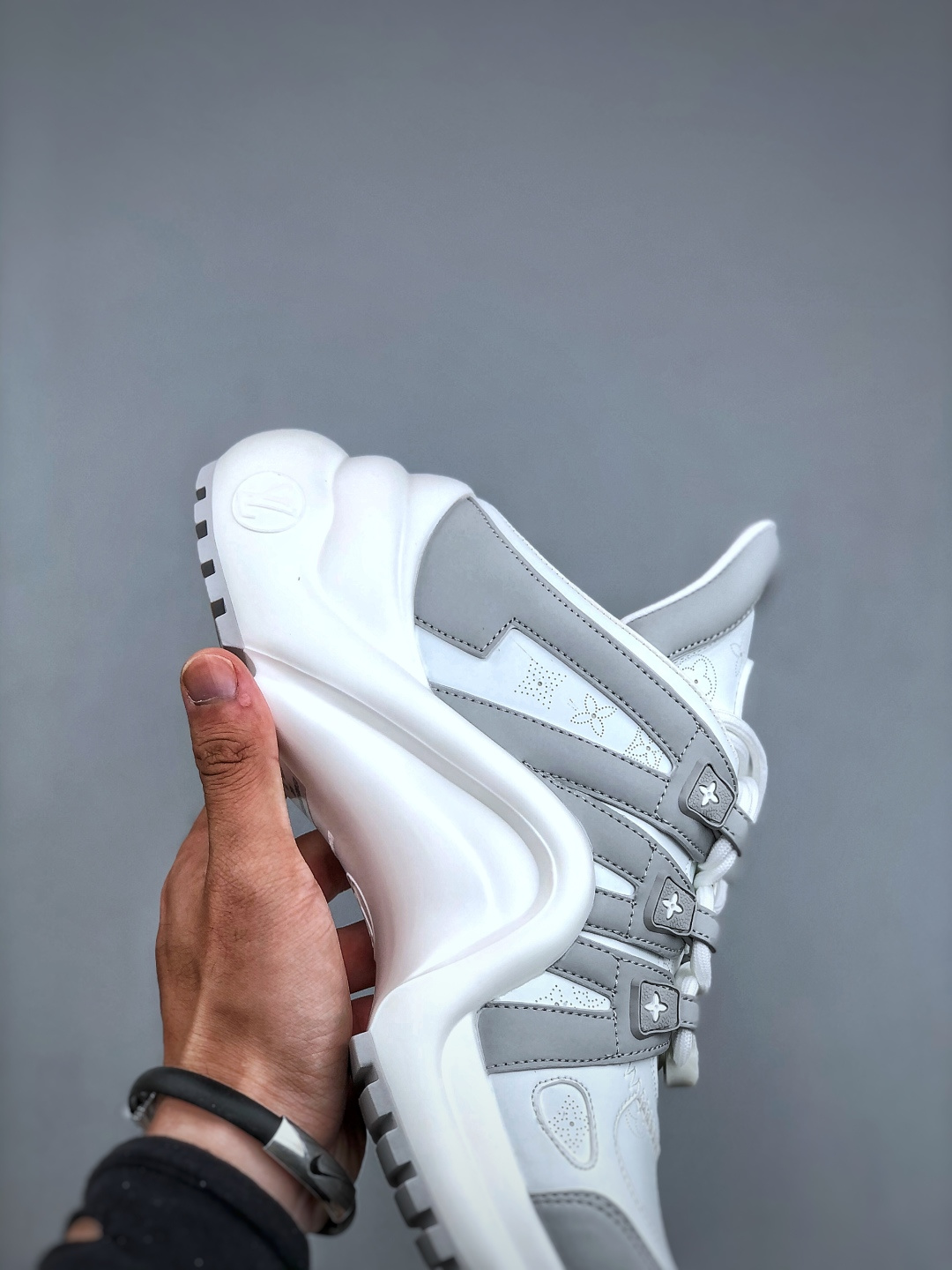 新款顶级版本Louis Vuitton 25ss Archlight 拱桥底运动鞋 半拖