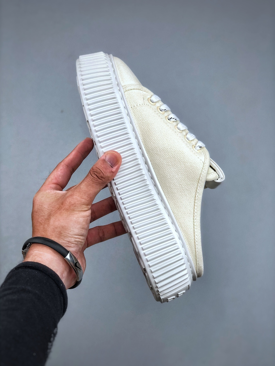 新款上架心缪缪miumiu2025ss春夏主打最新 款松糕厚底休闲小白鞋帆布鞋