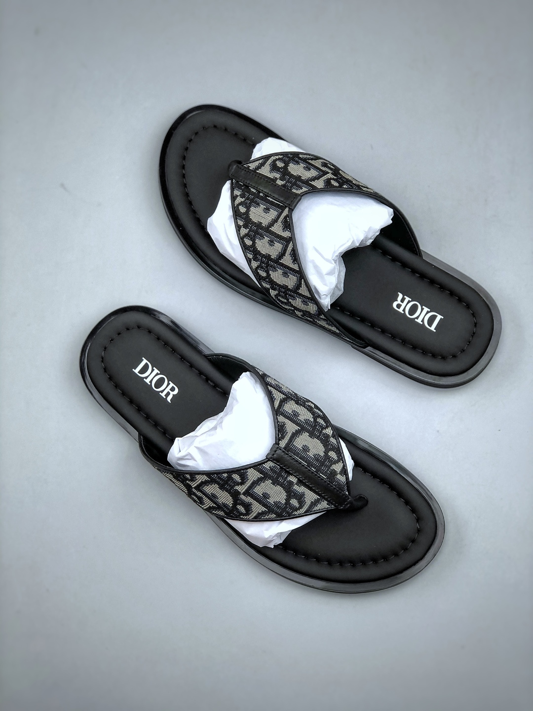 240 外贸版本 Dior迪奥Alias 小牛皮 圆头平底一字拖鞋 男款 米色拖鞋 凉鞋