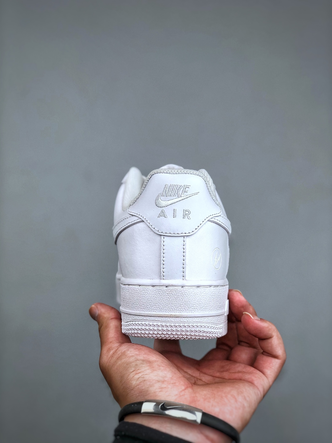 💰260纯原 Nike Air Force 1 空军一号 纯白低帮 官方同步 原装级别 原楦头原纸板 打造纯正空军版型#专注外贸渠道 柔软大底#原盒配件 原厂中底钢印、拉帮完美 货号:CW2288 111 DD8959-001 SIZE:35-48.5(半)nike耐克 空军一号 阿迪达斯adidas 三叶草 椰子350 v2 sb dunk 古驰脏脏鞋 麦昆 匡威1970s 万斯 vans 范斯运动鞋板鞋跑步鞋跑鞋篮球鞋 添柏岚prada普拉达爱马仕香奈儿新百伦 巴黎世家迪奥dior爱步乔丹 air jordan 亚瑟士asics 斯凯奇 斐乐 彪马 锐步 mlb fila 鬼冢虎 lv路易威登 ny 北面 大鹅ugg 莆田鞋 板鞋 樱花粉 af1 高帮 纯白 复古 满天星 解构 鬼冢虎鞋盾 samba小麦色 蓝粉 马卡龙 低帮 独角兽 鬼冢虎鸳鸯 联名 童鞋 冰淇淋 骨白冰蓝 白蓝 黑色 小白鞋 电玩像素 黑白 涂鸦 镭射 雾霾 白色 diy 1970s 夜光 大童 泼墨 中帮 黑武士 洛克公园 魔术贴 情侣 经典 四钩 奶咖色 刮刮乐 白丝绸 白银 3m 反光 白绿夜光 白橙双钩 小雏菊 权志龙 白绿橙 off white 飞线 金钩 冰块 小银钩 笑脸 缝线 剪纸 纯黑 蓝丝绸 情人节限定 白金 蓝白 354 黑曜石 熊猫 像素 冰蓝 四小勾 水晶底 寿桃 洞洞鞋 彩虹像素 灰色 air force 1 黑色 拖鞋 aj4 aj35 aj11 篮球鞋 莆田 aj3 aj6 aj13 aj7 童鞋 儿童鞋 aj312 aj36 黑白奥利奥 传奇蓝 aj32 限量版 飞人拖鞋 康扣 熊猫 北卡蓝 low 白水泥 藤原浩 aj34郭艾伦 影子灰 蒂芙尼绿 aj10 倒钩 aj9 冰雪奇缘 黑曜石 aj31 aj270 球鞋 大魔王 冰激凌 樱木花道 热熔岩 迪奥联名 胭脂红 凉鞋 aj15 满天星 水泥灰 芝加哥 鸳鸯 aj28 情侣 aj28 樱花粉 电玩像素 北卡蓝 小迪奥 粉色 樱花粉 电玩像素 烟灰 变色龙 兵马俑 大巴黎 aj16 兔八哥 马卡龙 大学蓝 aj30 黑水泥 白蛇 叶绿素 火影 白水泥 情人节限定 粉蛇 黑红 球鞋gtcut kobe球鞋 zoom kobe 500黑武士 2022r nike星空 gt球鞋 zoom跑鞋 纽巴伦990 nikecourt女鞋 zoom aj1 nb827 斐乐hike nike青花瓷 aj镭射 科6 next跑鞋 宇航员2.0 小白鞋 男鞋 运动鞋 斯凯奇 斐乐 板鞋 aj 彪马 新百伦 亚瑟士 new balance adidas 阿迪达斯 篮球鞋 空军一号 纯白 跑步鞋 vision street wear puma 女运动休闲鞋 nb 情侣鞋 球鞋 dunk 美津浓 欧文7 运动鞋女款跑步鞋 休闲男鞋 aj1 拖鞋 耐克鞋男新款 鞋子 童鞋 男款 飞马 zoom 超级飞马 跑鞋 老爹鞋 air max 儿童鞋子 男士 飞马38 m2k 日落 黑白熊猫 女款 飞马39 男款 阿甘鞋 飞马37 夏季 dunk sb 华夫鞋 凉鞋 开拓者 夏款 毛毛虫 气垫 air zoom 休闲鞋 高帮 帆布鞋 sacai 2022 vapormax 赤足 飞马36 af1 紫葡萄 树莓紫 winflo8 court女鞋 网鞋 zoom 破二 dc0774 拖鞋 superfly 子弹头 dunk黑白熊猫 blazer max270 欧文7 小童鞋 阿尔法 欧文8 登月 星空 莆田 黑武士 airmax97 贝壳头 三叶草 boost forum 椰子鞋 yeezy neo 暗夜精灵 金标 椰子 350 v2 ultraboost 清风 阿尔法 涉水鞋 ub21 ub22 forum84 ub nmd 爆米花 pro2 cut supernova x9000 椰子500 小椰子 forum low 史密斯 椰子700 樱花系列女鞋 新百伦530 327 574 5740 满天星 992 550 990 303 nb2002ra 302 元祖灰 993 990v5 nb300 ms327 580 999 nb327新百伦 新百伦878 nb300 5740奶茶色 m5740nb5740 997 608 452 nbms327 992元祖灰 996 880 低帮 倒钩 aj1 low 北卡蓝 黑曜石 倒钩藤原浩鞋 芝加哥 禁穿 小迪奥aj1 aj1大学蓝 樱花粉 烟灰 闪电倒钩 mid 影子灰 白丝绸 黑红脚趾 黑红 马卡龙 小dior 蒂芙尼绿 黑脚趾 小摩卡 蜘蛛侠 兔八哥 莆田纯原 纯白 中帮 黑粉脚趾 鸳鸯 low摩卡棕 扣碎 倒钩低帮 小闪电 凯尔特人 芝加哥ow联名 灰白 红豆奶茶 叛逆 换底 扣碎篮板 摩卡棕 迪奥联名鞋 皇家蓝 低帮女鞋倒钩白棕 泡泡糖 黑粉脚趾 北卡蓝低帮 黑绿脚趾 影子灰 蒂芙尼绿 黑脚趾 浆果粉 扣碎篮板 鸳鸯 冰淇淋 白丝绸 激光蓝 offwhite联名 黑粉脚趾 蓝 水洗丹宁 情人节 午夜蓝 凯尔特人 泡泡糖 男鞋 女鞋 夏季 儿童 拖鞋 小众鞋 篮球鞋 凉鞋 运动鞋 跑步鞋 童鞋 板鞋 日落 足球鞋 小白鞋 跑鞋 老爹鞋 zoom 超级飞马 36 37 38 sb dunk 鞋子 新款 m2k air max 薄款 赤足5.0 星空 登月 回到未来 vapormax 超轻 网鞋 气垫鞋 阿甘鞋 休闲鞋 47 blazer 高帮 樱花粉 free vaporfly 情侣 子弹头 华夫鞋 欧文7 lebron18 joyride fly3 max270 杜兰特5 毛毛虫 黑武士 限量版 忍者 马拉松 winflo7 kyrie7 ep 莆田鞋 板鞋 樱花粉 af1 高帮 纯白 复古 满天星 解构 鞋盾 小麦色 蓝粉 马卡龙 低帮 独角兽 鸳鸯 联名 童鞋 冰淇淋 骨白冰蓝 白蓝 黑色 小白鞋 电玩像素 黑白 涂鸦 镭射 雾霾 白色 diy 夜光 大童 泼墨 中帮 黑武士 洛克公园 魔术贴 情侣 经典 四钩 奶咖色 刮刮乐 白丝绸 白银 3m 反光 白绿夜光 白橙双钩 小雏菊 权志龙 白绿橙 off white 飞线 金钩 冰块 小银钩 笑脸 缝线 剪纸 纯黑 蓝丝绸 情人节限定 白金 蓝白 354 黑曜石 熊猫 像素 冰蓝 四小勾 水晶底 寿桃 洞洞鞋 彩虹像素 灰色 air force 1 黑色 拖鞋 aj4 aj35 aj11 篮球鞋 莆田 aj3 aj6 aj13 aj7 童鞋 儿童鞋 aj312 aj36 黑白奥利奥 传奇蓝 aj32 限量版 飞人拖鞋 康扣 熊猫 北卡蓝 low 白水泥 藤原浩 aj34郭艾伦 影子灰 蒂芙尼绿 aj10 倒钩 aj9 冰雪奇缘 黑曜石 aj31 aj270 球鞋 大魔王 冰激凌 樱木花道 热熔岩 迪奥联名 胭脂红 凉鞋 aj15 满天星 水泥灰 芝加哥 鸳鸯 aj28 情侣 aj28 樱花粉 电玩像素 北卡蓝 小迪奥 粉色 樱花粉 电玩像素 烟灰 变色龙 兵马俑 大巴黎 aj16 兔八哥 马卡龙 羽绒服 冲锋衣 卫衣大学蓝 aj30 黑水泥 白蛇 叶绿素 火影 白水泥 情人节限定 粉蛇 迪奥dior