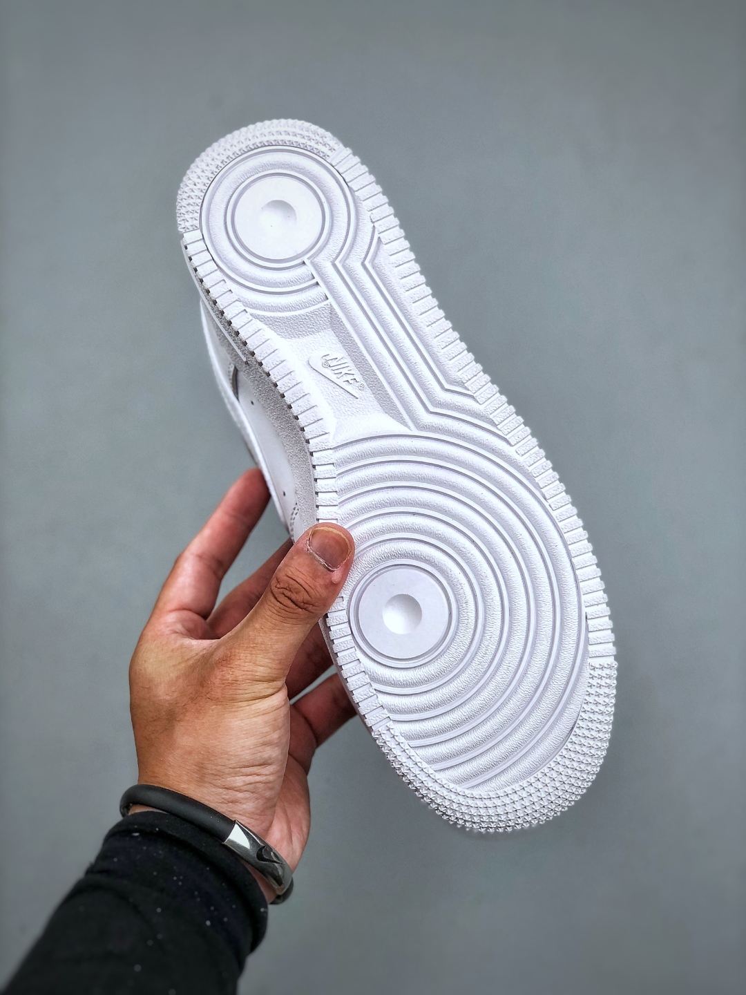 💰260纯原 Nike Air Force 1 空军一号 纯白低帮 官方同步 原装级别 原楦头原纸板 打造纯正空军版型#专注外贸渠道 柔软大底#原盒配件 原厂中底钢印、拉帮完美 货号:CW2288 111 DD8959-001 SIZE:35-48.5(半)nike耐克 空军一号 阿迪达斯adidas 三叶草 椰子350 v2 sb dunk 古驰脏脏鞋 麦昆 匡威1970s 万斯 vans 范斯运动鞋板鞋跑步鞋跑鞋篮球鞋 添柏岚prada普拉达爱马仕香奈儿新百伦 巴黎世家迪奥dior爱步乔丹 air jordan 亚瑟士asics 斯凯奇 斐乐 彪马 锐步 mlb fila 鬼冢虎 lv路易威登 ny 北面 大鹅ugg 莆田鞋 板鞋 樱花粉 af1 高帮 纯白 复古 满天星 解构 鬼冢虎鞋盾 samba小麦色 蓝粉 马卡龙 低帮 独角兽 鬼冢虎鸳鸯 联名 童鞋 冰淇淋 骨白冰蓝 白蓝 黑色 小白鞋 电玩像素 黑白 涂鸦 镭射 雾霾 白色 diy 1970s 夜光 大童 泼墨 中帮 黑武士 洛克公园 魔术贴 情侣 经典 四钩 奶咖色 刮刮乐 白丝绸 白银 3m 反光 白绿夜光 白橙双钩 小雏菊 权志龙 白绿橙 off white 飞线 金钩 冰块 小银钩 笑脸 缝线 剪纸 纯黑 蓝丝绸 情人节限定 白金 蓝白 354 黑曜石 熊猫 像素 冰蓝 四小勾 水晶底 寿桃 洞洞鞋 彩虹像素 灰色 air force 1 黑色 拖鞋 aj4 aj35 aj11 篮球鞋 莆田 aj3 aj6 aj13 aj7 童鞋 儿童鞋 aj312 aj36 黑白奥利奥 传奇蓝 aj32 限量版 飞人拖鞋 康扣 熊猫 北卡蓝 low 白水泥 藤原浩 aj34郭艾伦 影子灰 蒂芙尼绿 aj10 倒钩 aj9 冰雪奇缘 黑曜石 aj31 aj270 球鞋 大魔王 冰激凌 樱木花道 热熔岩 迪奥联名 胭脂红 凉鞋 aj15 满天星 水泥灰 芝加哥 鸳鸯 aj28 情侣 aj28 樱花粉 电玩像素 北卡蓝 小迪奥 粉色 樱花粉 电玩像素 烟灰 变色龙 兵马俑 大巴黎 aj16 兔八哥 马卡龙 大学蓝 aj30 黑水泥 白蛇 叶绿素 火影 白水泥 情人节限定 粉蛇 黑红 球鞋gtcut kobe球鞋 zoom kobe 500黑武士 2022r nike星空 gt球鞋 zoom跑鞋 纽巴伦990 nikecourt女鞋 zoom aj1 nb827 斐乐hike nike青花瓷 aj镭射 科6 next跑鞋 宇航员2.0 小白鞋 男鞋 运动鞋 斯凯奇 斐乐 板鞋 aj 彪马 新百伦 亚瑟士 new balance adidas 阿迪达斯 篮球鞋 空军一号 纯白 跑步鞋 vision street wear puma 女运动休闲鞋 nb 情侣鞋 球鞋 dunk 美津浓 欧文7 运动鞋女款跑步鞋 休闲男鞋 aj1 拖鞋 耐克鞋男新款 鞋子 童鞋 男款 飞马 zoom 超级飞马 跑鞋 老爹鞋 air max 儿童鞋子 男士 飞马38 m2k 日落 黑白熊猫 女款 飞马39 男款 阿甘鞋 飞马37 夏季 dunk sb 华夫鞋 凉鞋 开拓者 夏款 毛毛虫 气垫 air zoom 休闲鞋 高帮 帆布鞋 sacai 2022 vapormax 赤足 飞马36 af1 紫葡萄 树莓紫 winflo8 court女鞋 网鞋 zoom 破二 dc0774 拖鞋 superfly 子弹头 dunk黑白熊猫 blazer max270 欧文7 小童鞋 阿尔法 欧文8 登月 星空 莆田 黑武士 airmax97 贝壳头 三叶草 boost forum 椰子鞋 yeezy neo 暗夜精灵 金标 椰子 350 v2 ultraboost 清风 阿尔法 涉水鞋 ub21 ub22 forum84 ub nmd 爆米花 pro2 cut supernova x9000 椰子500 小椰子 forum low 史密斯 椰子700 樱花系列女鞋 新百伦530 327 574 5740 满天星 992 550 990 303 nb2002ra 302 元祖灰 993 990v5 nb300 ms327 580 999 nb327新百伦 新百伦878 nb300 5740奶茶色 m5740nb5740 997 608 452 nbms327 992元祖灰 996 880 低帮 倒钩 aj1 low 北卡蓝 黑曜石 倒钩藤原浩鞋 芝加哥 禁穿 小迪奥aj1 aj1大学蓝 樱花粉 烟灰 闪电倒钩 mid 影子灰 白丝绸 黑红脚趾 黑红 马卡龙 小dior 蒂芙尼绿 黑脚趾 小摩卡 蜘蛛侠 兔八哥 莆田纯原 纯白 中帮 黑粉脚趾 鸳鸯 low摩卡棕 扣碎 倒钩低帮 小闪电 凯尔特人 芝加哥ow联名 灰白 红豆奶茶 叛逆 换底 扣碎篮板 摩卡棕 迪奥联名鞋 皇家蓝 低帮女鞋倒钩白棕 泡泡糖 黑粉脚趾 北卡蓝低帮 黑绿脚趾 影子灰 蒂芙尼绿 黑脚趾 浆果粉 扣碎篮板 鸳鸯 冰淇淋 白丝绸 激光蓝 offwhite联名 黑粉脚趾 蓝 水洗丹宁 情人节 午夜蓝 凯尔特人 泡泡糖 男鞋 女鞋 夏季 儿童 拖鞋 小众鞋 篮球鞋 凉鞋 运动鞋 跑步鞋 童鞋 板鞋 日落 足球鞋 小白鞋 跑鞋 老爹鞋 zoom 超级飞马 36 37 38 sb dunk 鞋子 新款 m2k air max 薄款 赤足5.0 星空 登月 回到未来 vapormax 超轻 网鞋 气垫鞋 阿甘鞋 休闲鞋 47 blazer 高帮 樱花粉 free vaporfly 情侣 子弹头 华夫鞋 欧文7 lebron18 joyride fly3 max270 杜兰特5 毛毛虫 黑武士 限量版 忍者 马拉松 winflo7 kyrie7 ep 莆田鞋 板鞋 樱花粉 af1 高帮 纯白 复古 满天星 解构 鞋盾 小麦色 蓝粉 马卡龙 低帮 独角兽 鸳鸯 联名 童鞋 冰淇淋 骨白冰蓝 白蓝 黑色 小白鞋 电玩像素 黑白 涂鸦 镭射 雾霾 白色 diy 夜光 大童 泼墨 中帮 黑武士 洛克公园 魔术贴 情侣 经典 四钩 奶咖色 刮刮乐 白丝绸 白银 3m 反光 白绿夜光 白橙双钩 小雏菊 权志龙 白绿橙 off white 飞线 金钩 冰块 小银钩 笑脸 缝线 剪纸 纯黑 蓝丝绸 情人节限定 白金 蓝白 354 黑曜石 熊猫 像素 冰蓝 四小勾 水晶底 寿桃 洞洞鞋 彩虹像素 灰色 air force 1 黑色 拖鞋 aj4 aj35 aj11 篮球鞋 莆田 aj3 aj6 aj13 aj7 童鞋 儿童鞋 aj312 aj36 黑白奥利奥 传奇蓝 aj32 限量版 飞人拖鞋 康扣 熊猫 北卡蓝 low 白水泥 藤原浩 aj34郭艾伦 影子灰 蒂芙尼绿 aj10 倒钩 aj9 冰雪奇缘 黑曜石 aj31 aj270 球鞋 大魔王 冰激凌 樱木花道 热熔岩 迪奥联名 胭脂红 凉鞋 aj15 满天星 水泥灰 芝加哥 鸳鸯 aj28 情侣 aj28 樱花粉 电玩像素 北卡蓝 小迪奥 粉色 樱花粉 电玩像素 烟灰 变色龙 兵马俑 大巴黎 aj16 兔八哥 马卡龙 羽绒服 冲锋衣 卫衣大学蓝 aj30 黑水泥 白蛇 叶绿素 火影 白水泥 情人节限定 粉蛇 迪奥dior