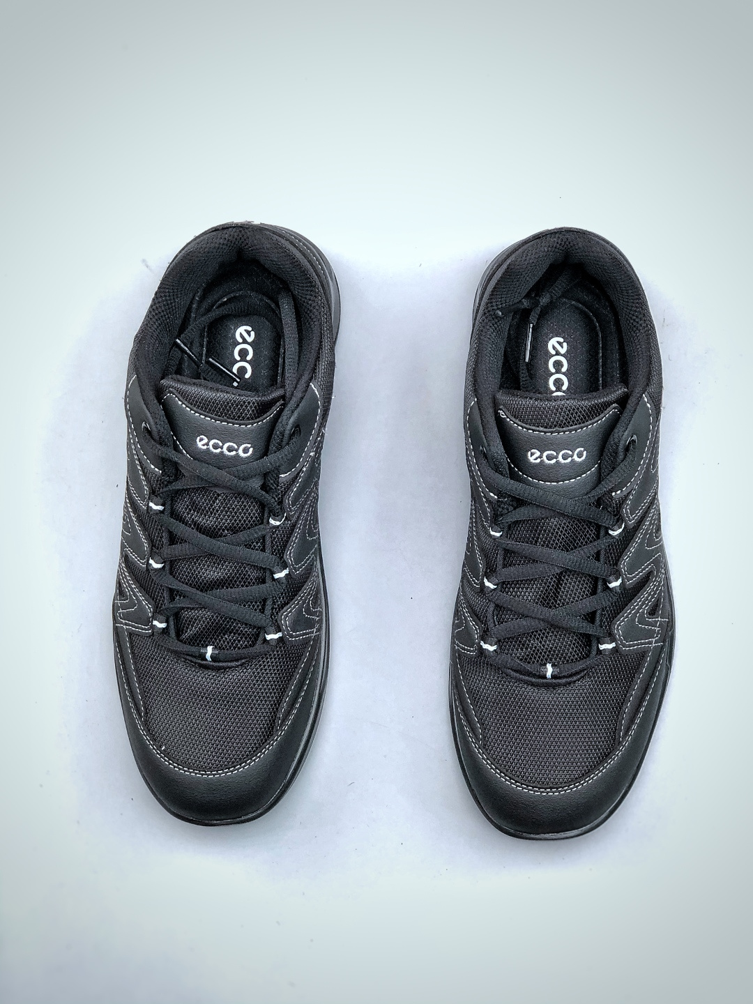 300 ECCO 爱步 2023春夏季爆款男士休闲百搭网格加皮面条纹柔酷系列