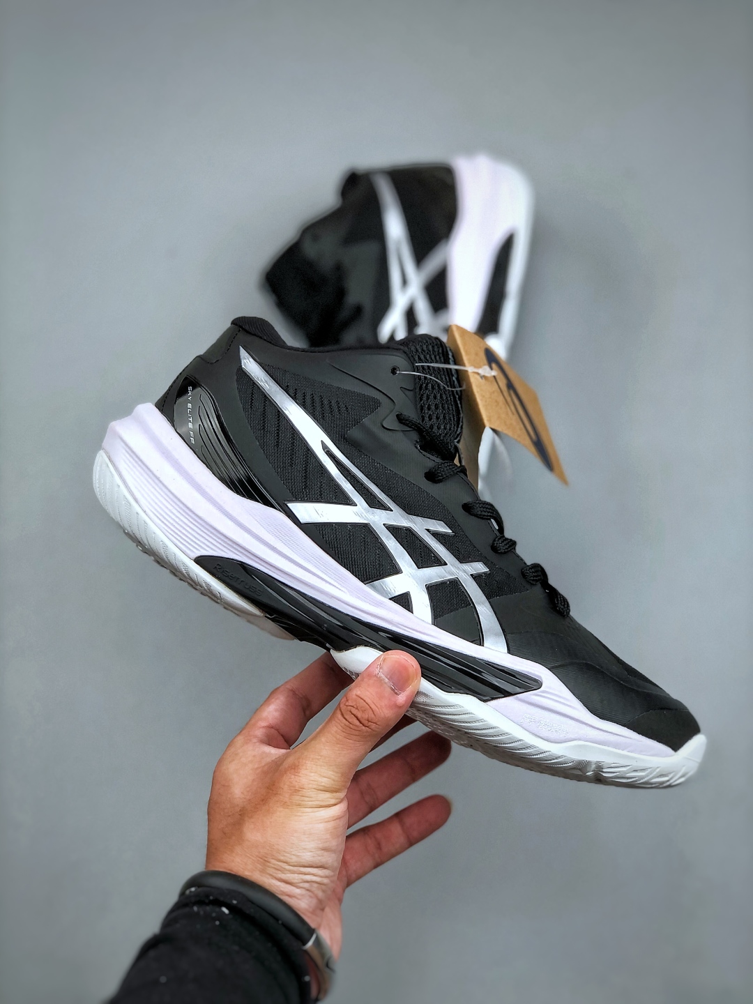 💰240亚瑟士（asics）2025新款男女鞋SKY ELITE FF MT3跑步运动竞速跑鞋 轻便减震回弹专业训练排球运动鞋 轻量舒适透气材质 升级全新缓震中底部位科技材质。货号:1051A081-001 尺码:36 37 37.5 38 39 39.5 40.5 41.5 42 42.5 43.5 44 45 46