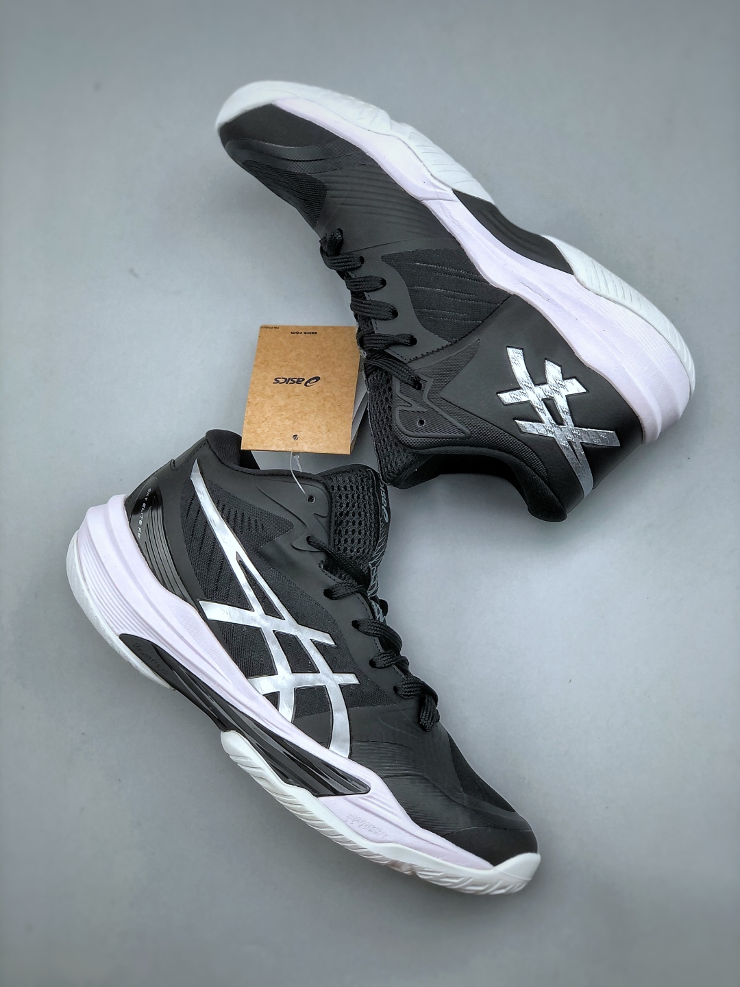 💰240亚瑟士（asics）2025新款男女鞋SKY ELITE FF MT3跑步运动竞速跑鞋 轻便减震回弹专业训练排球运动鞋 轻量舒适透气材质 升级全新缓震中底部位科技材质。货号:1051A081-001 尺码:36 37 37.5 38 39 39.5 40.5 41.5 42 42.5 43.5 44 45 46