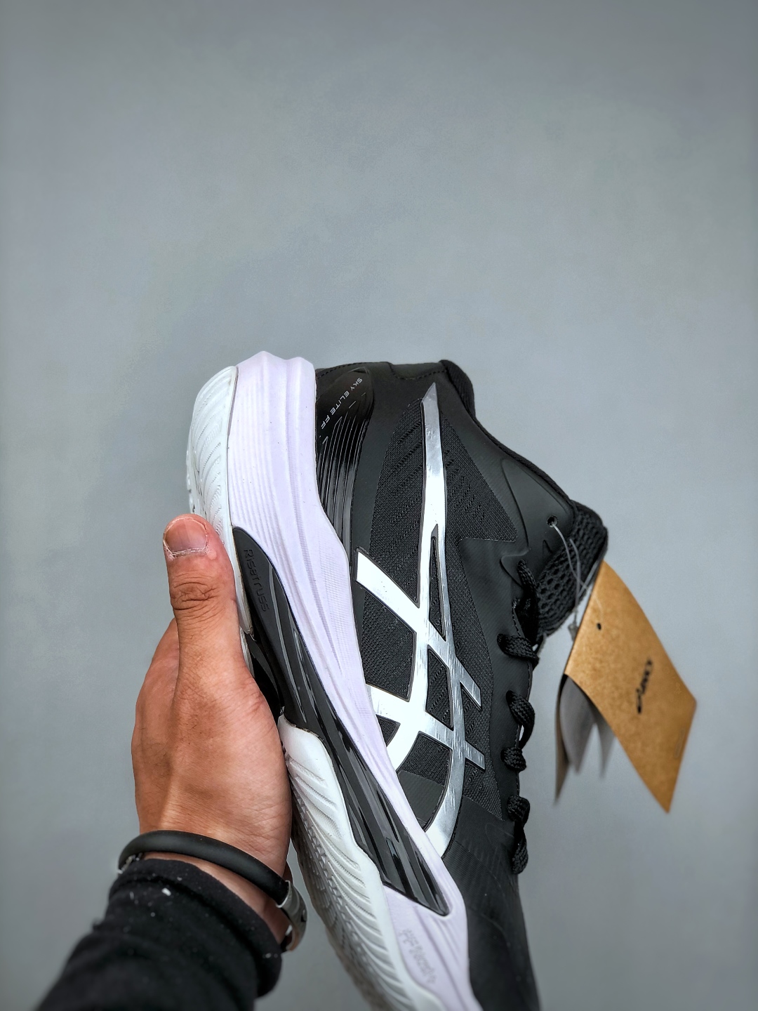 💰240亚瑟士（asics）2025新款男女鞋SKY ELITE FF MT3跑步运动竞速跑鞋 轻便减震回弹专业训练排球运动鞋 轻量舒适透气材质 升级全新缓震中底部位科技材质。货号:1051A081-001 尺码:36 37 37.5 38 39 39.5 40.5 41.5 42 42.5 43.5 44 45 46