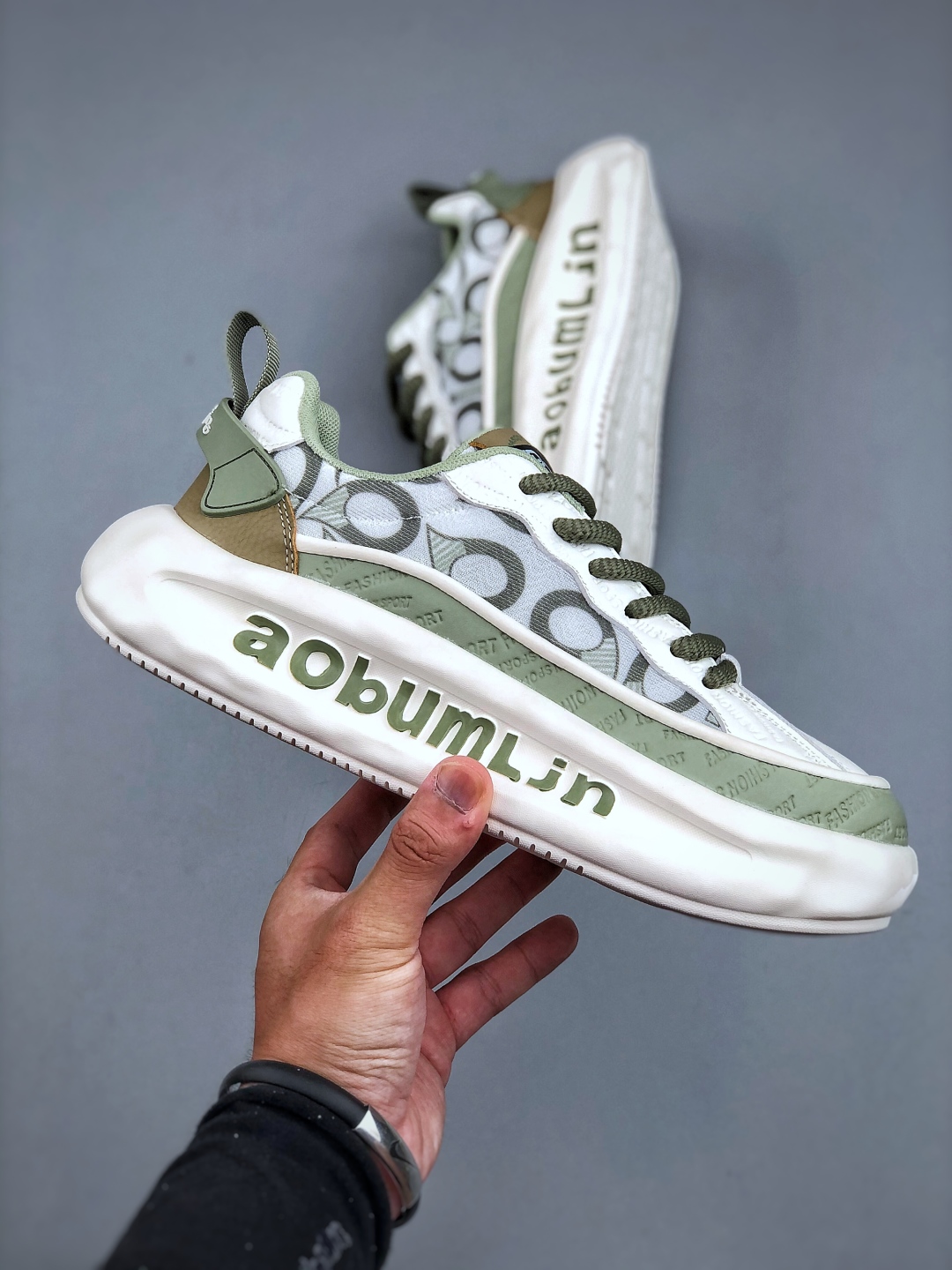 💰260 23ss巴黎世家BALENCIAGA Sneaker运动休闲鞋系列低帮潮流风百搭休闲运动鞋 尺码： 39-44