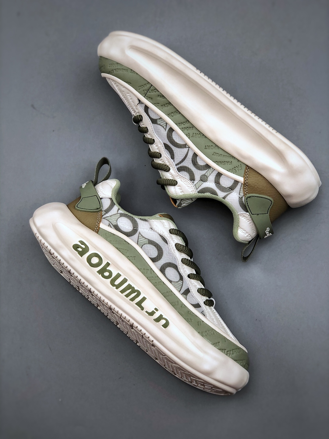 💰260 23ss巴黎世家BALENCIAGA Sneaker运动休闲鞋系列低帮潮流风百搭休闲运动鞋 尺码： 39-44